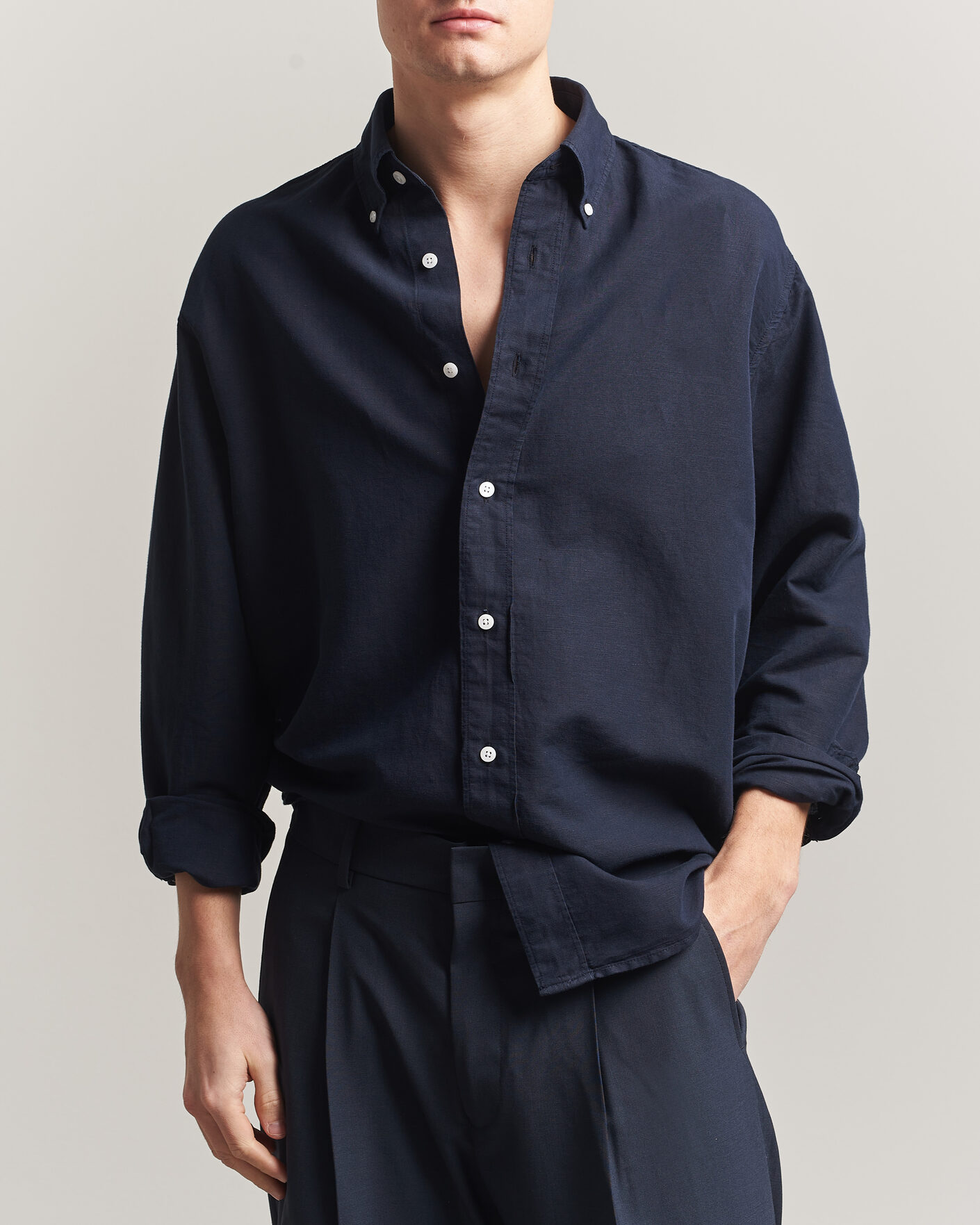 Mies | Kauluspaidat | Filippa K | Relaxed Cotton/Linen Shirt Navy