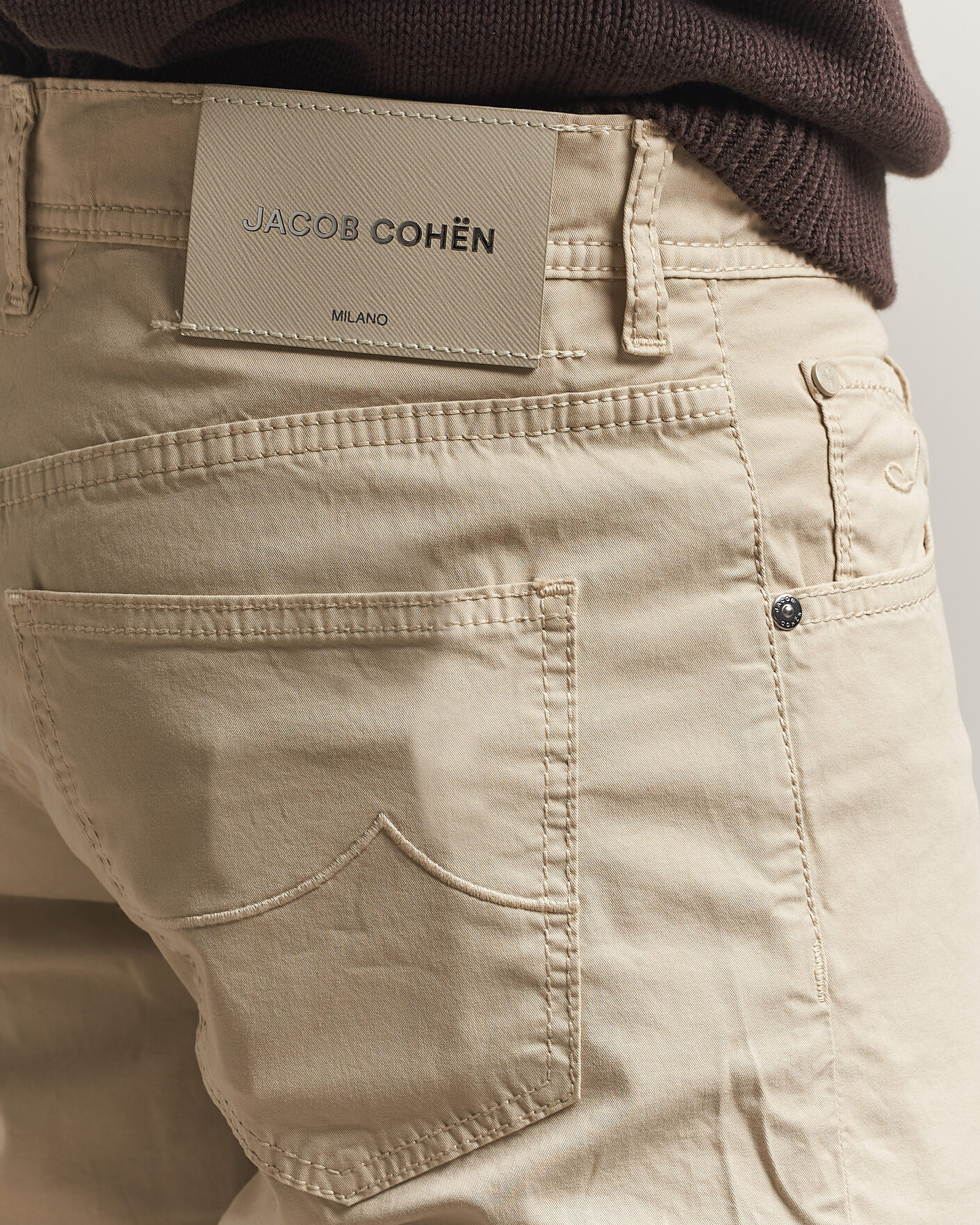 Mies | Shortsit | Jacob Cohën | Nicolas Cotton Gabardine Shorts Beige