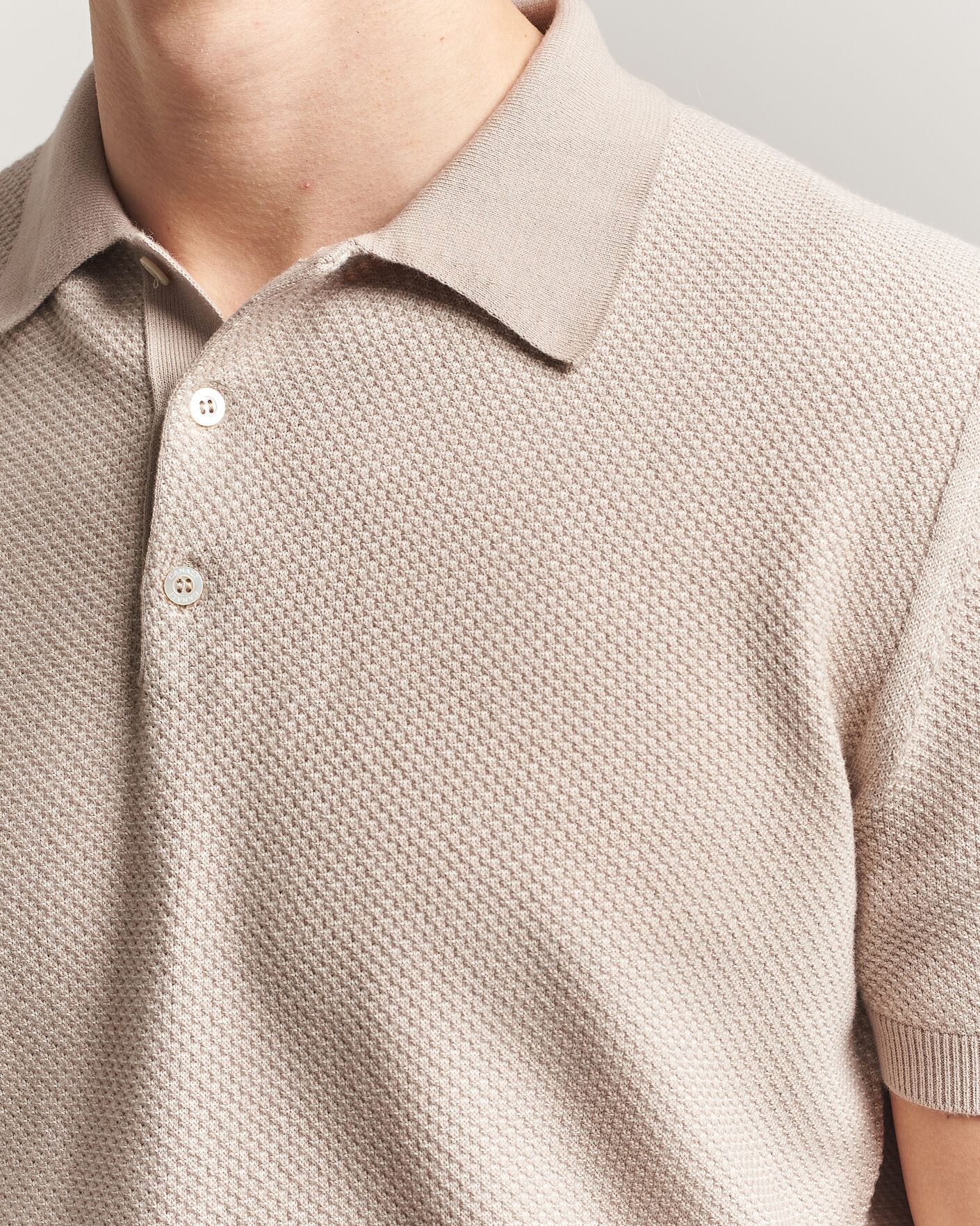 Mies | Pikeet | Canali | Textured Knit Short Sleeve Polo Light Beige