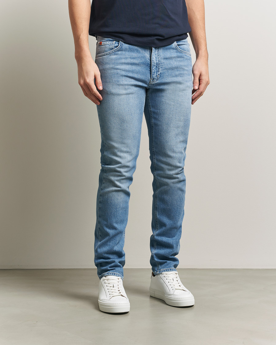 Mies | Farkut | J.Lindeberg | Jax Light Wash Slim Jeans Light Blue