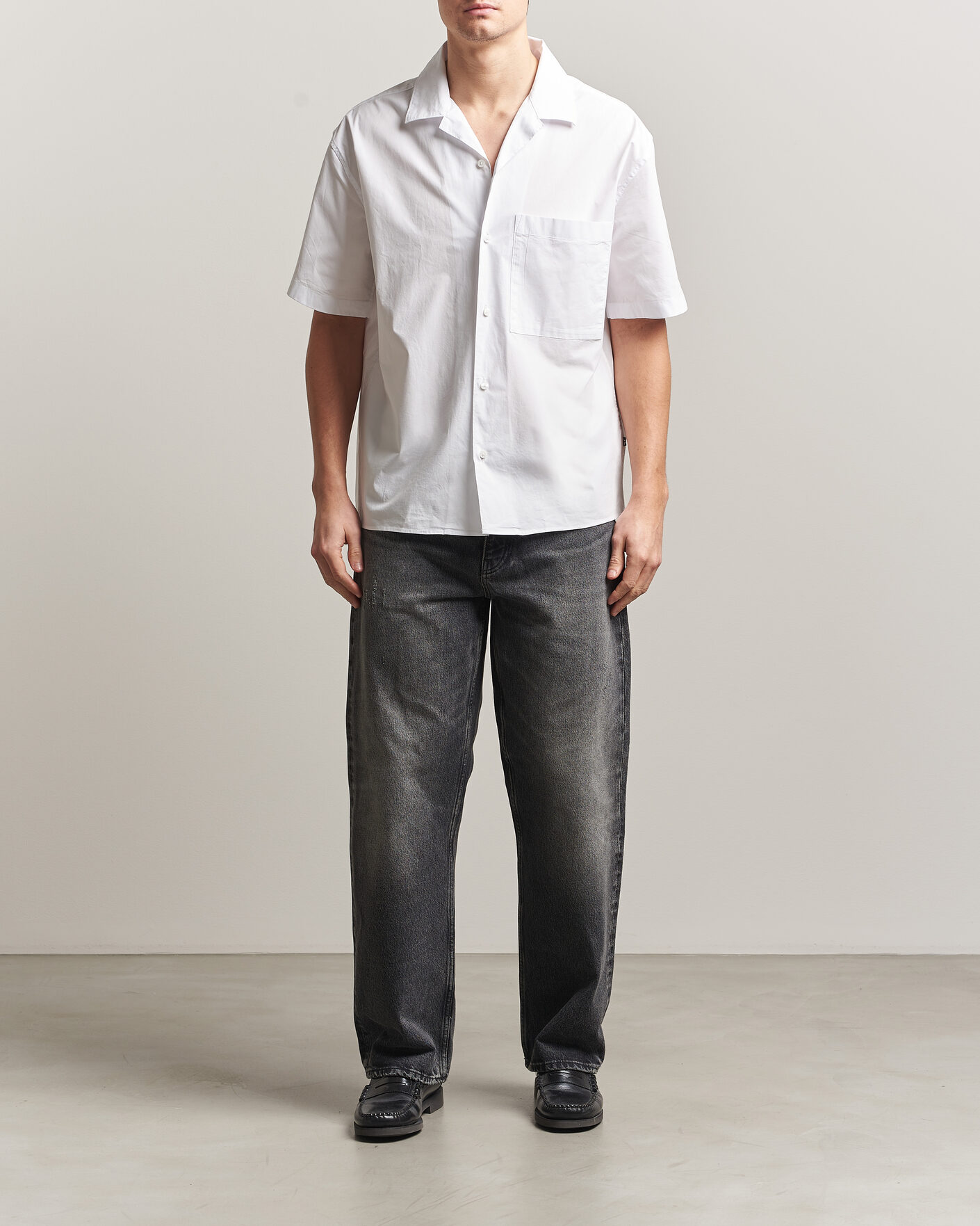 Mies | Kauluspaidat | J.Lindeberg | Ellis Cotton Resort Shirt White
