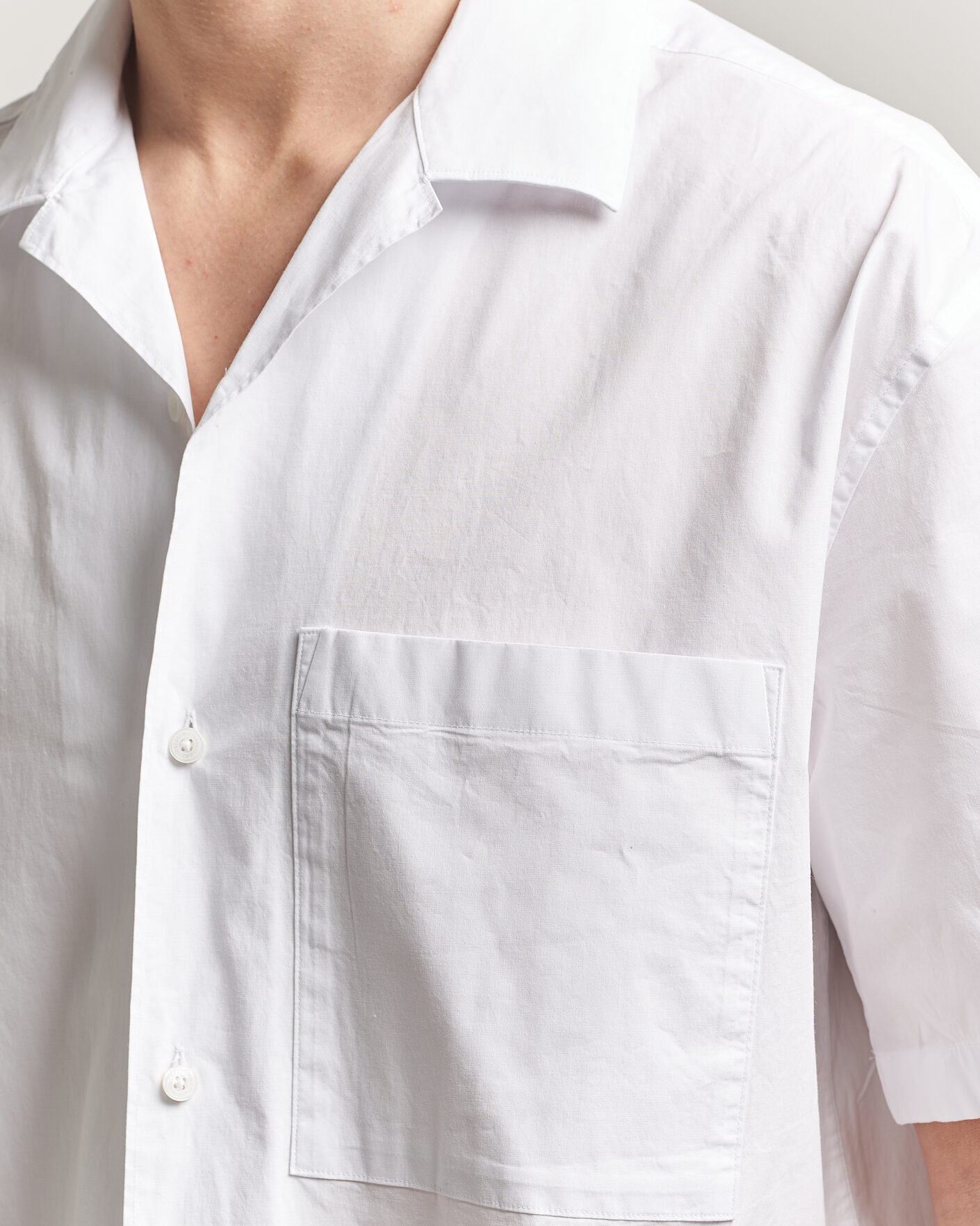 Mies | Kauluspaidat | J.Lindeberg | Ellis Cotton Resort Shirt White