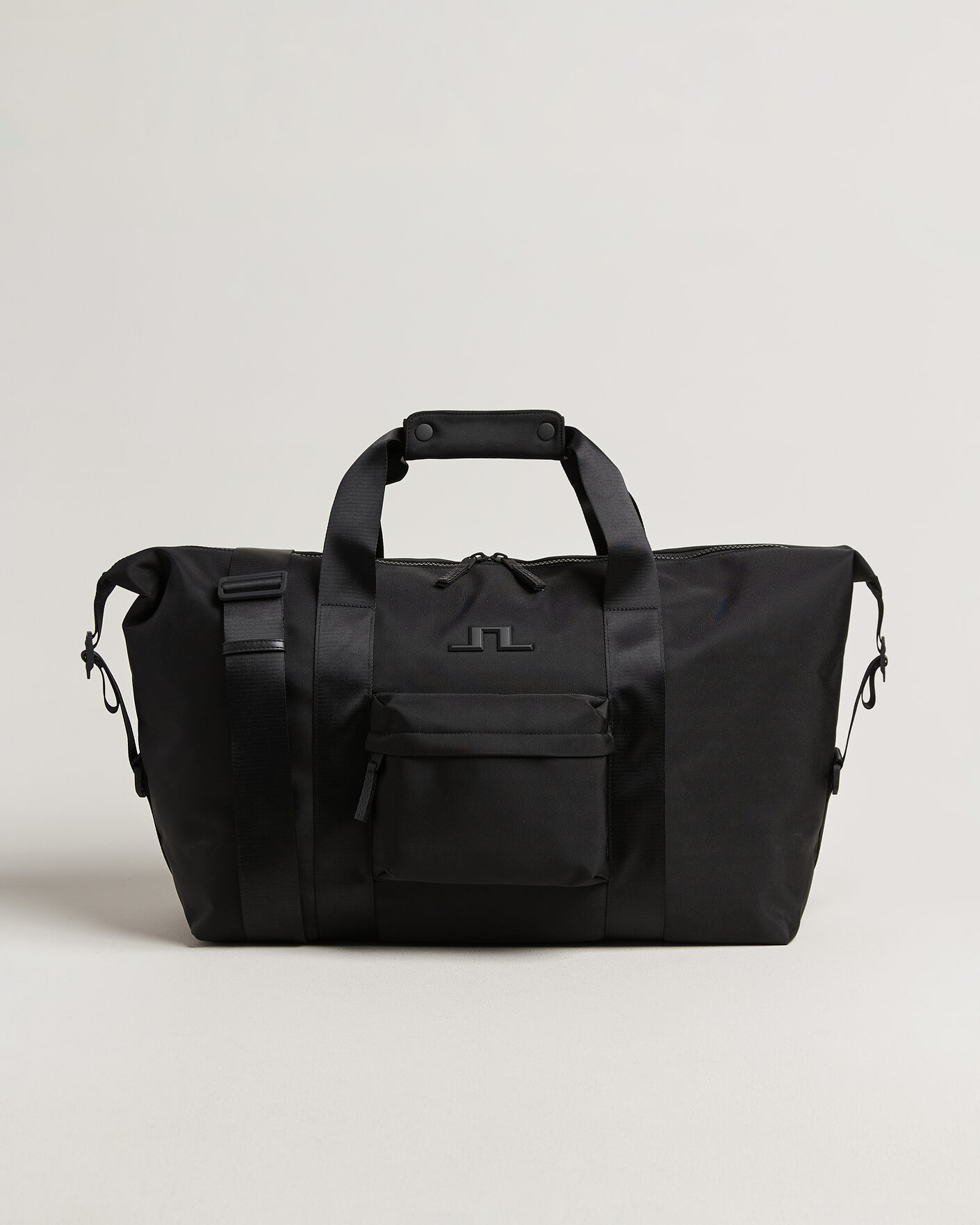Mies | Laukut | J.Lindeberg | Spencer Commuter Holdall Black
