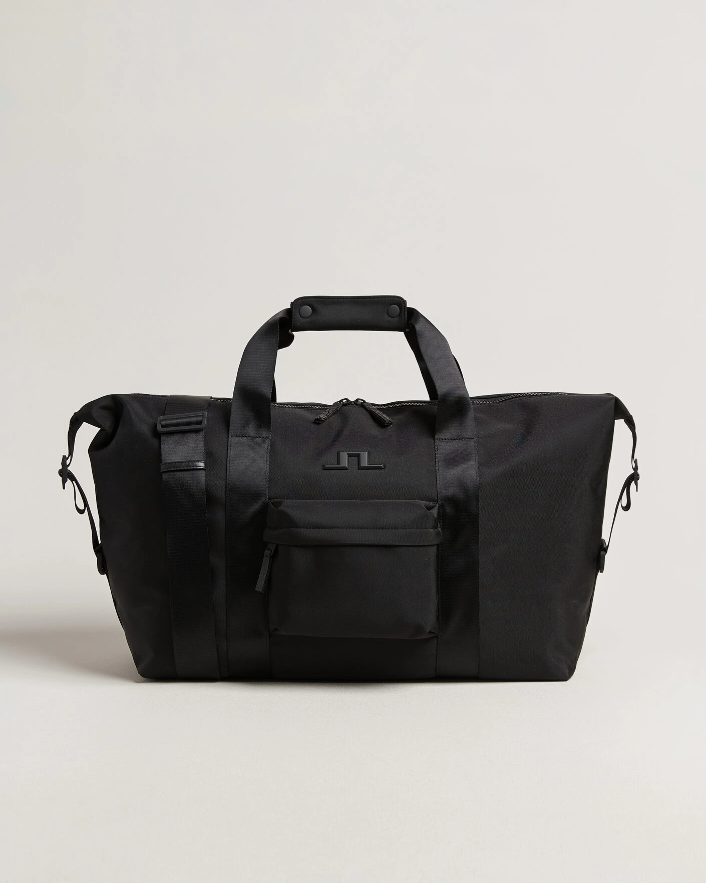 Mies | Laukut | J.Lindeberg | Spencer Commuter Holdall Black