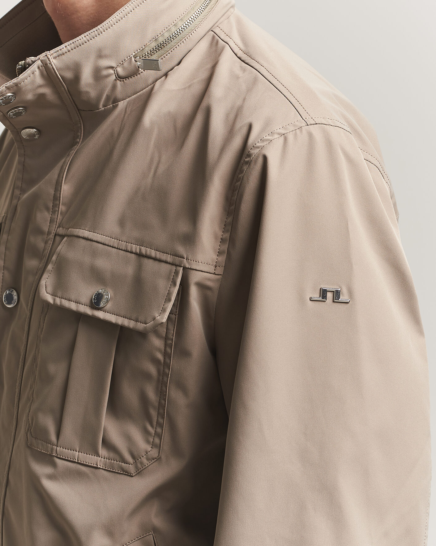 Mies | Takit | J.Lindeberg | Bailey Recyceled Poly Jacket Brindle