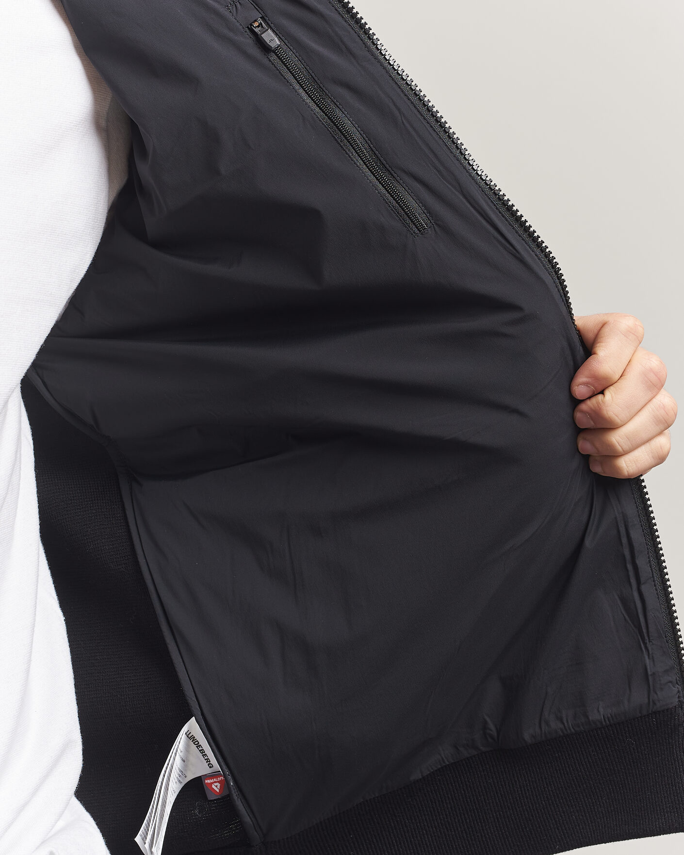 Mies | Takit | J.Lindeberg | Ebbe Hybrid Knit Hoodie Black