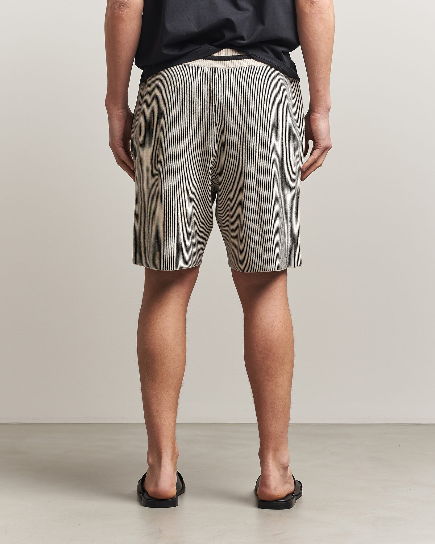 Mies | Shortsit | J.Lindeberg | Simon Knitted Shorts Moonbeam