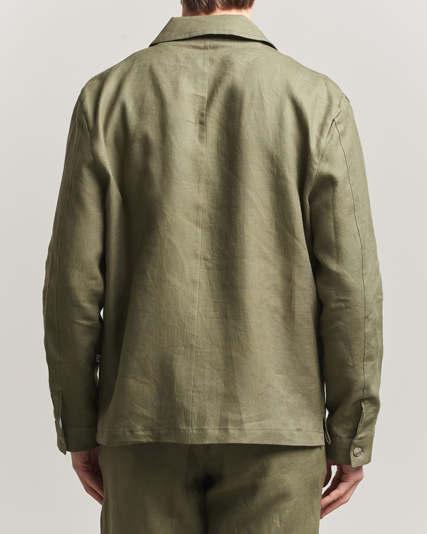 Mies | Kauluspaidat | J.Lindeberg | Julius Drape Linen Overshirt Kalamata