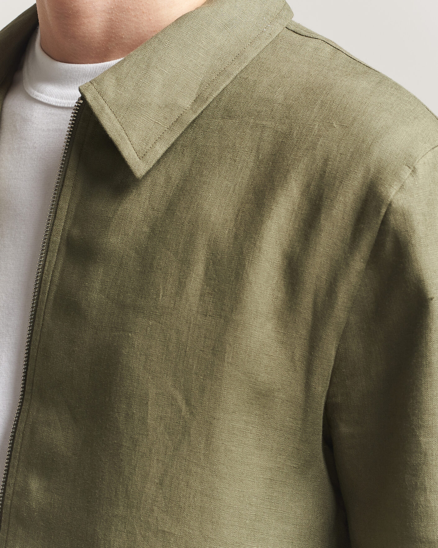 Mies | Kauluspaidat | J.Lindeberg | Julius Drape Linen Overshirt Kalamata