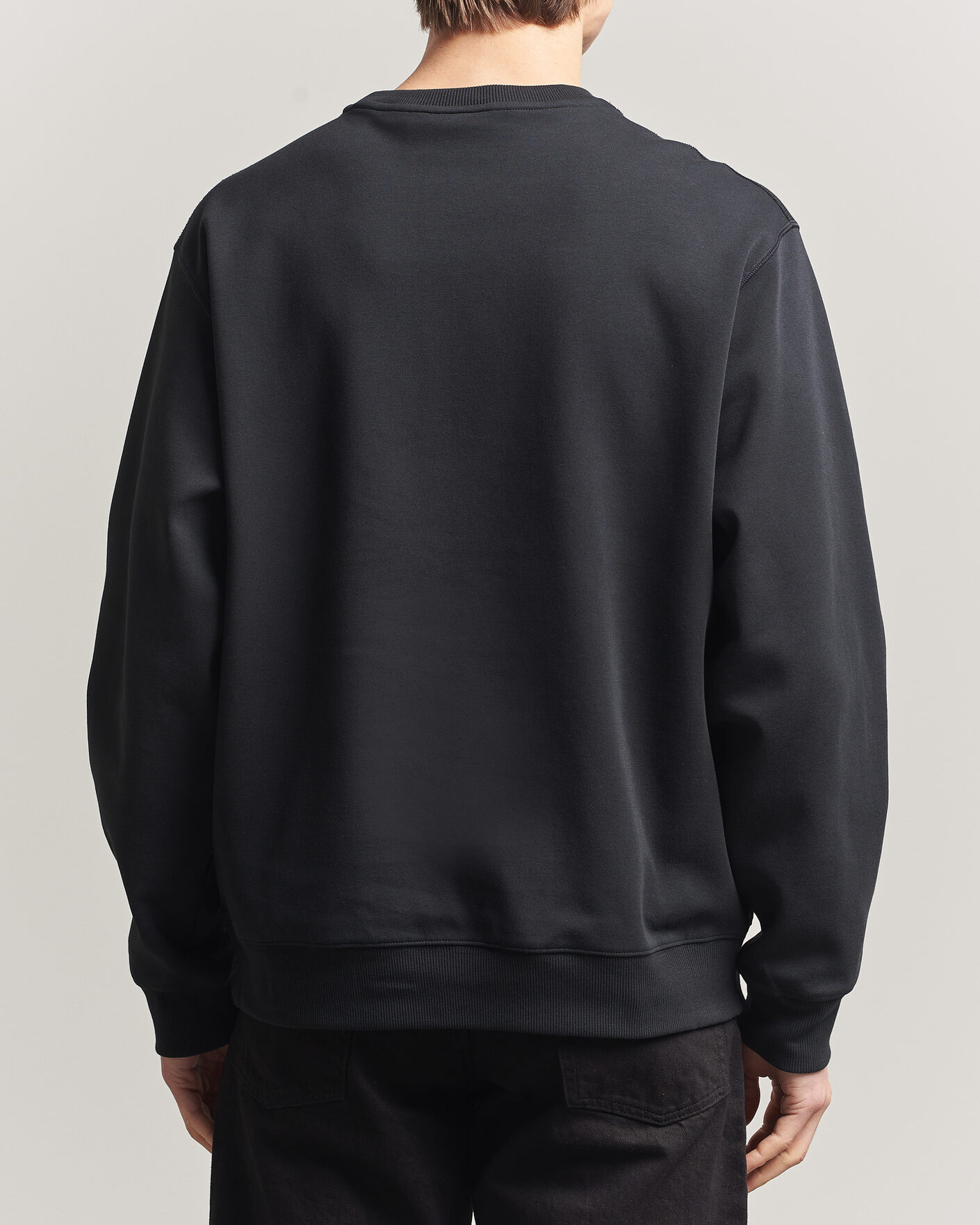 Mies | Puserot | J.Lindeberg | Club Crew Neck Black