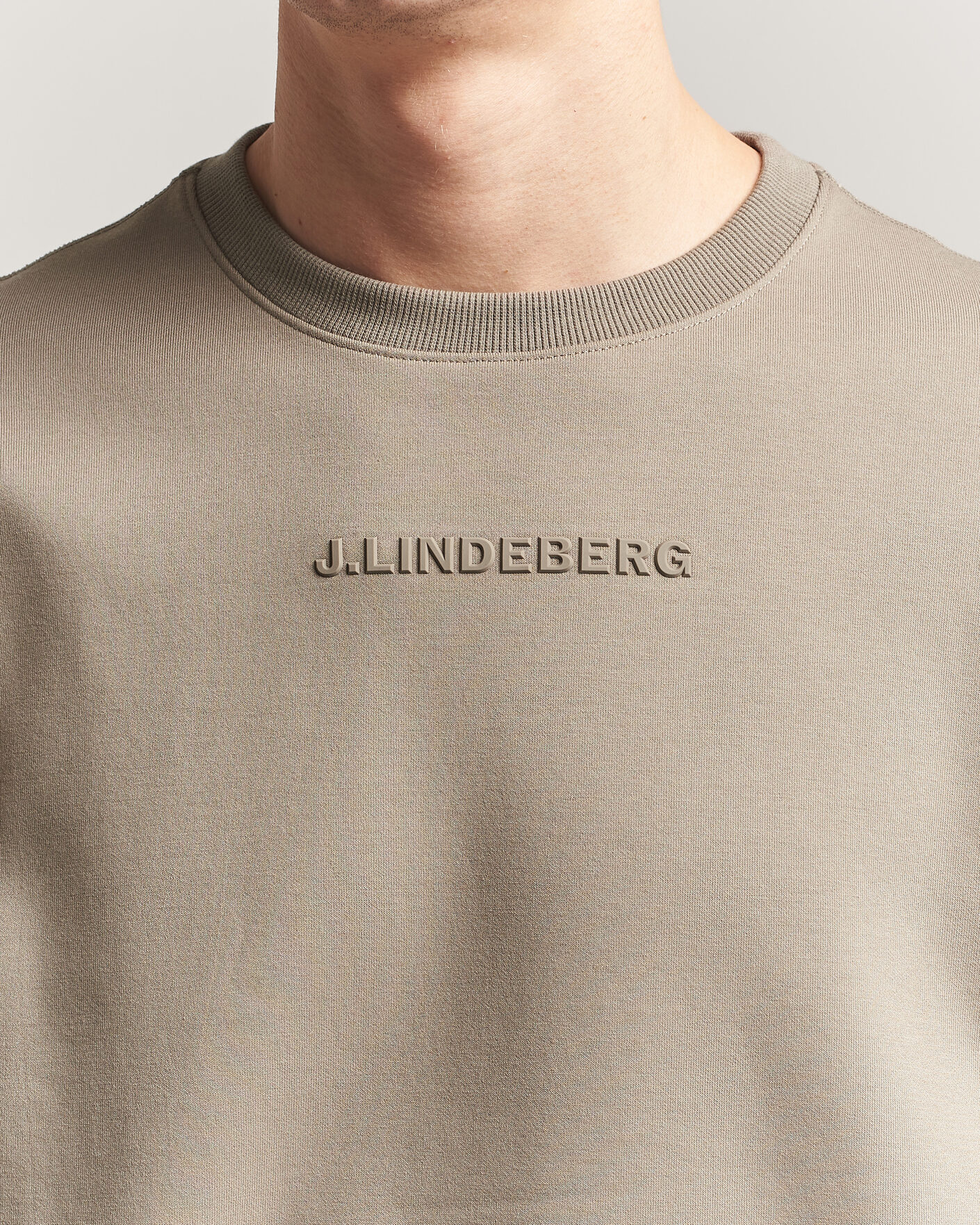 Mies | Puserot | J.Lindeberg | Club Crew Neck Brindle
