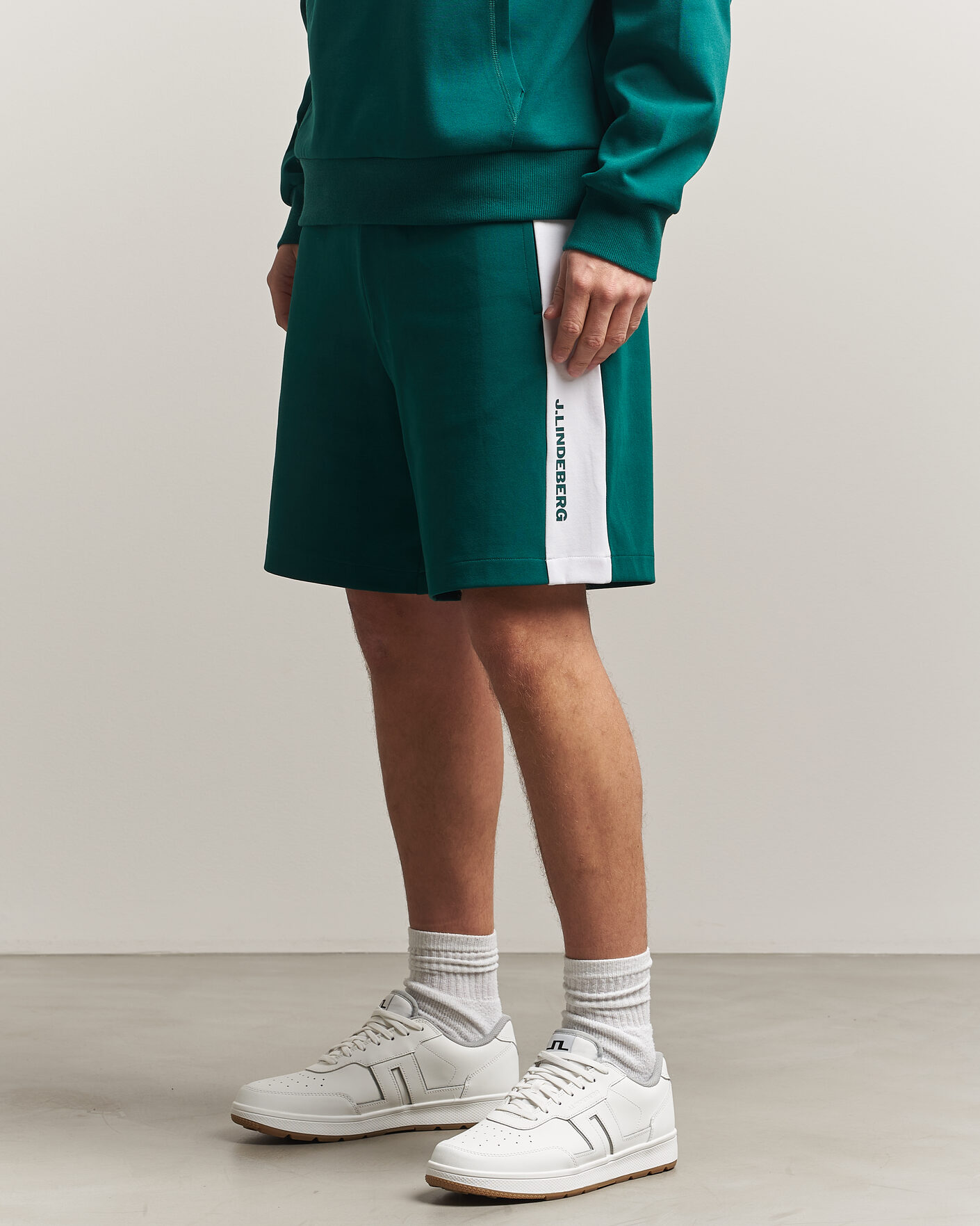 Mies | Shortsit | J.Lindeberg | Gusta Masters Tour Sweatshorts Forest Biome