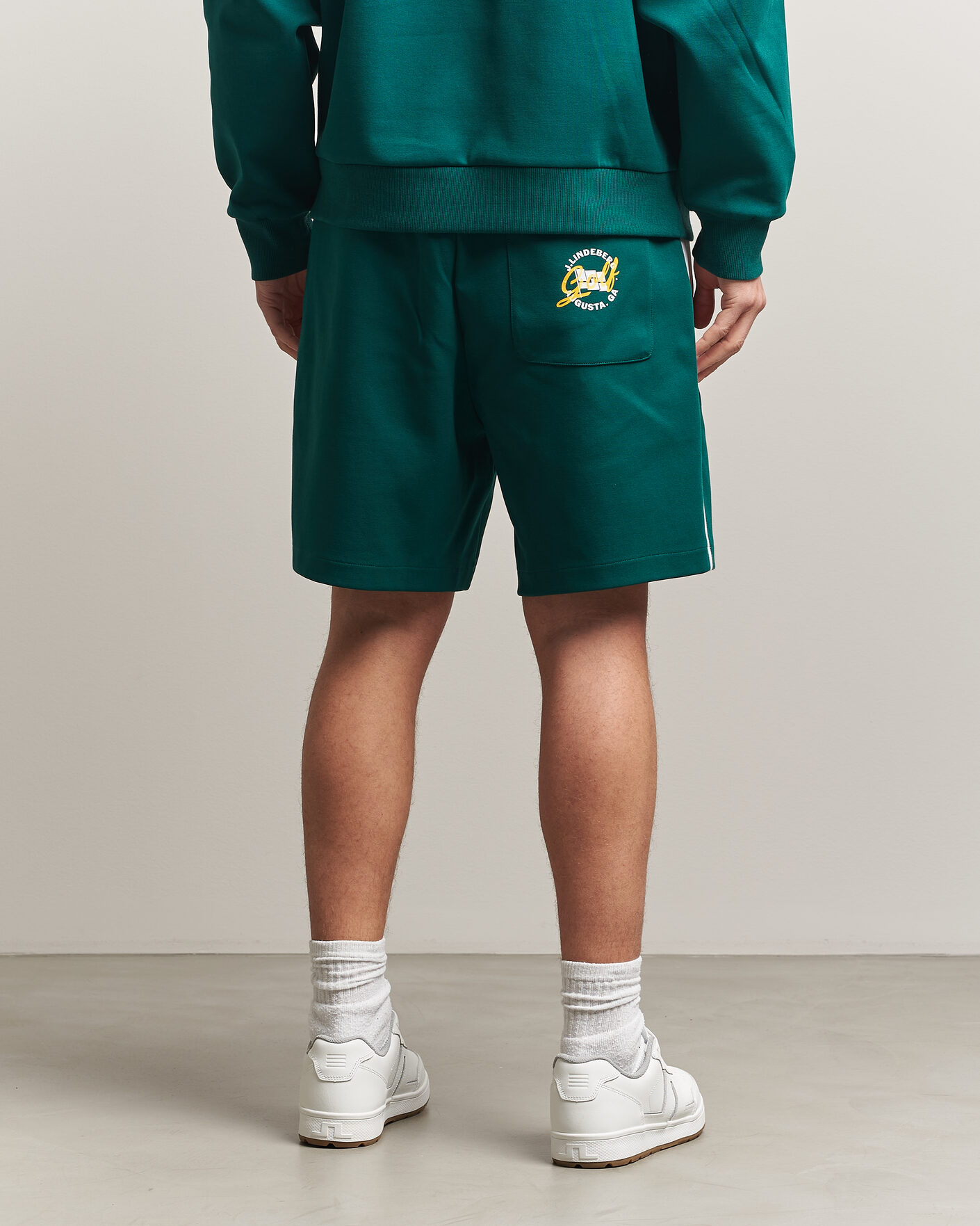 Mies | Shortsit | J.Lindeberg | Gusta Tour Sweatshorts Forest Biome