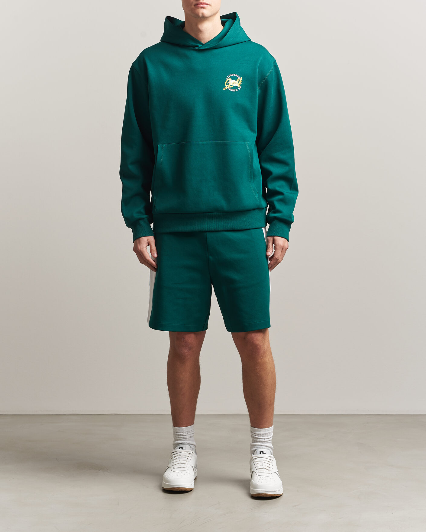 Mies | Puserot | J.Lindeberg | Club Masters Tour Hoodie Forest Biome