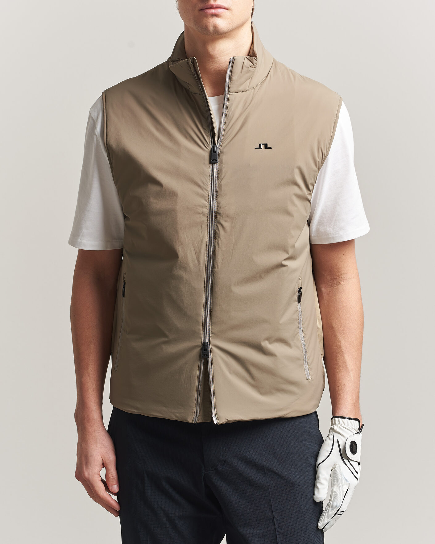 Mies | Ulkoliivit | J.Lindeberg | Timor Hybrid Vest Brindle