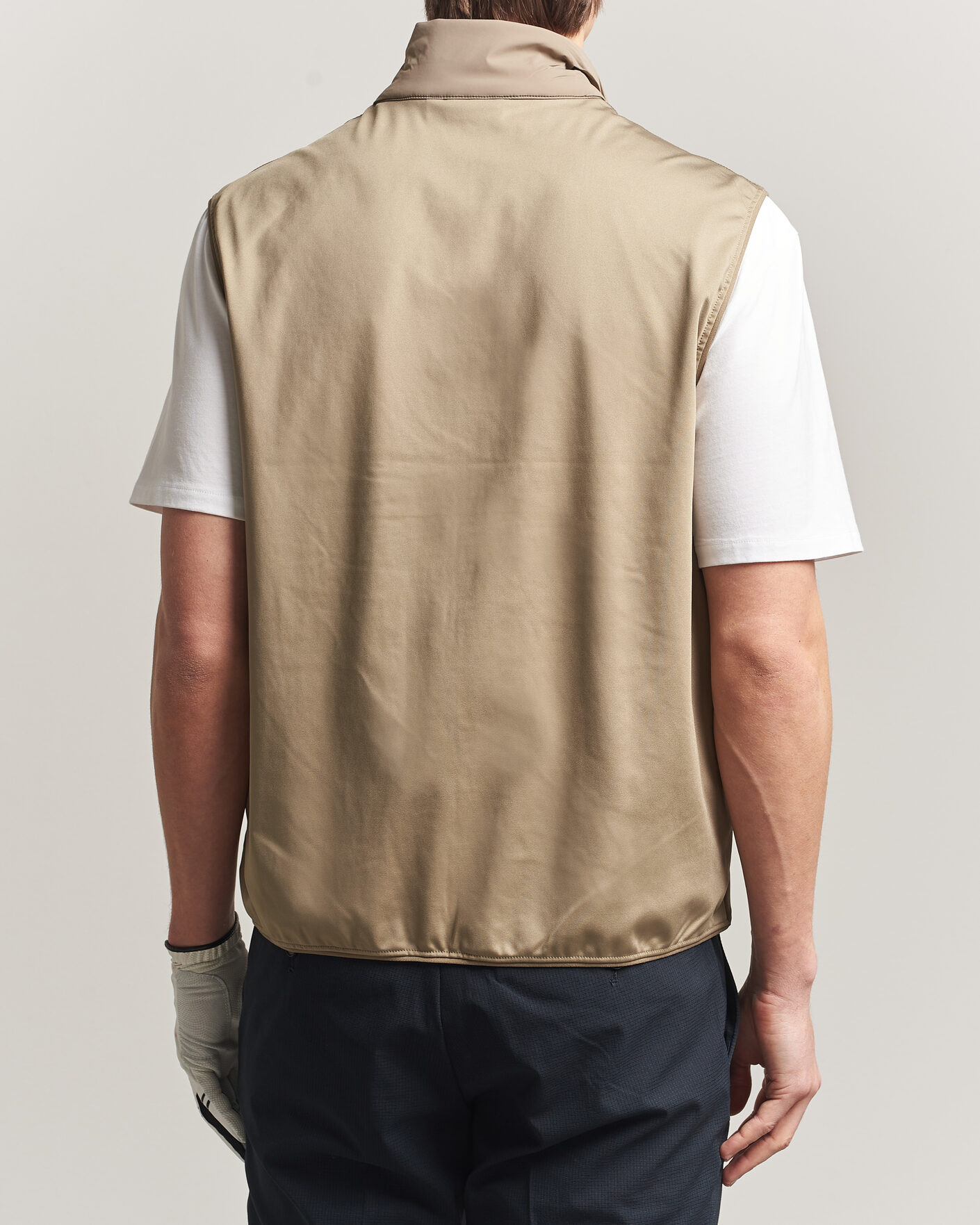 Mies | Ulkoliivit | J.Lindeberg | Timor Hybrid Vest Brindle