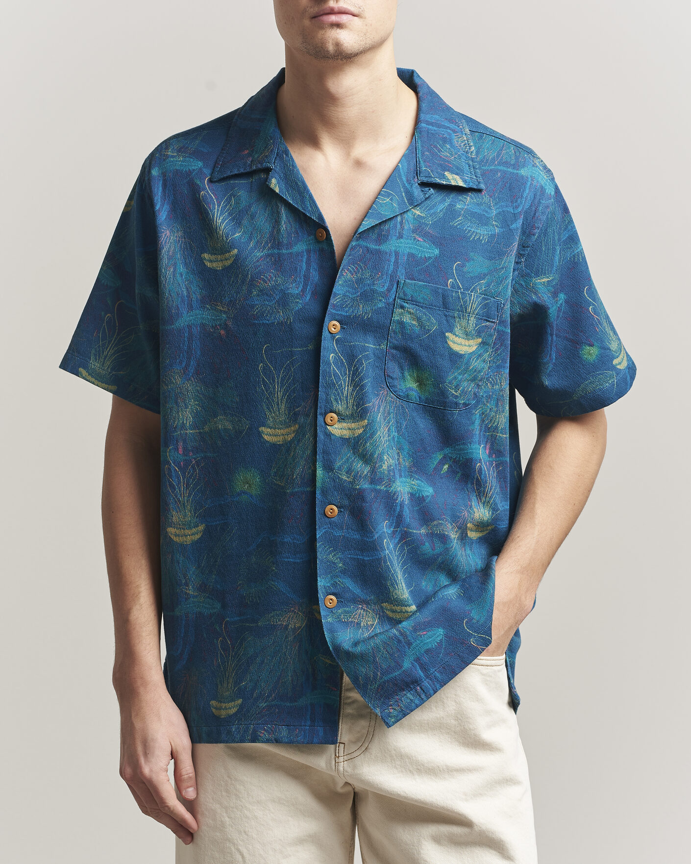 Mies | Kauluspaidat | Nudie Jeans | Arvid Hawaii Shirt Deep Sea