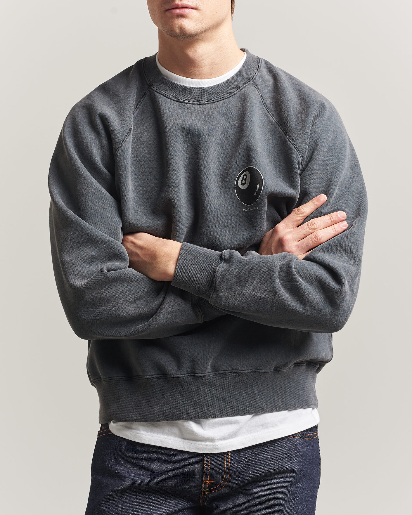 Mies | Puserot | Nudie Jeans | Palle Printed Crew Neck Sweatshirt Antracite