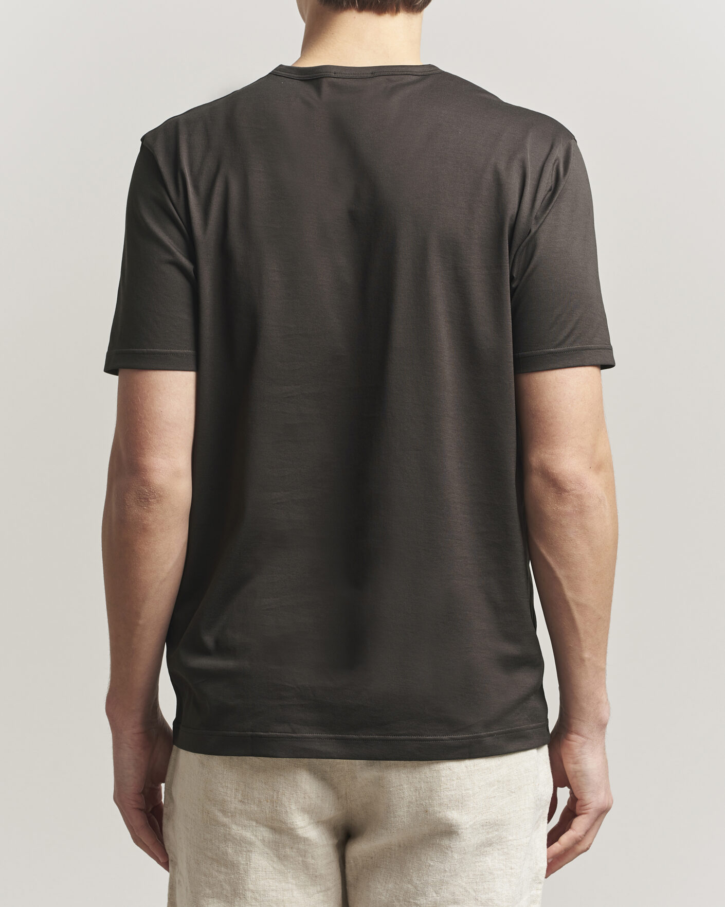 Mies | T-paidat | Sunspel | Crew Neck Q82 Cotton T-Shirt Dark Chocolate