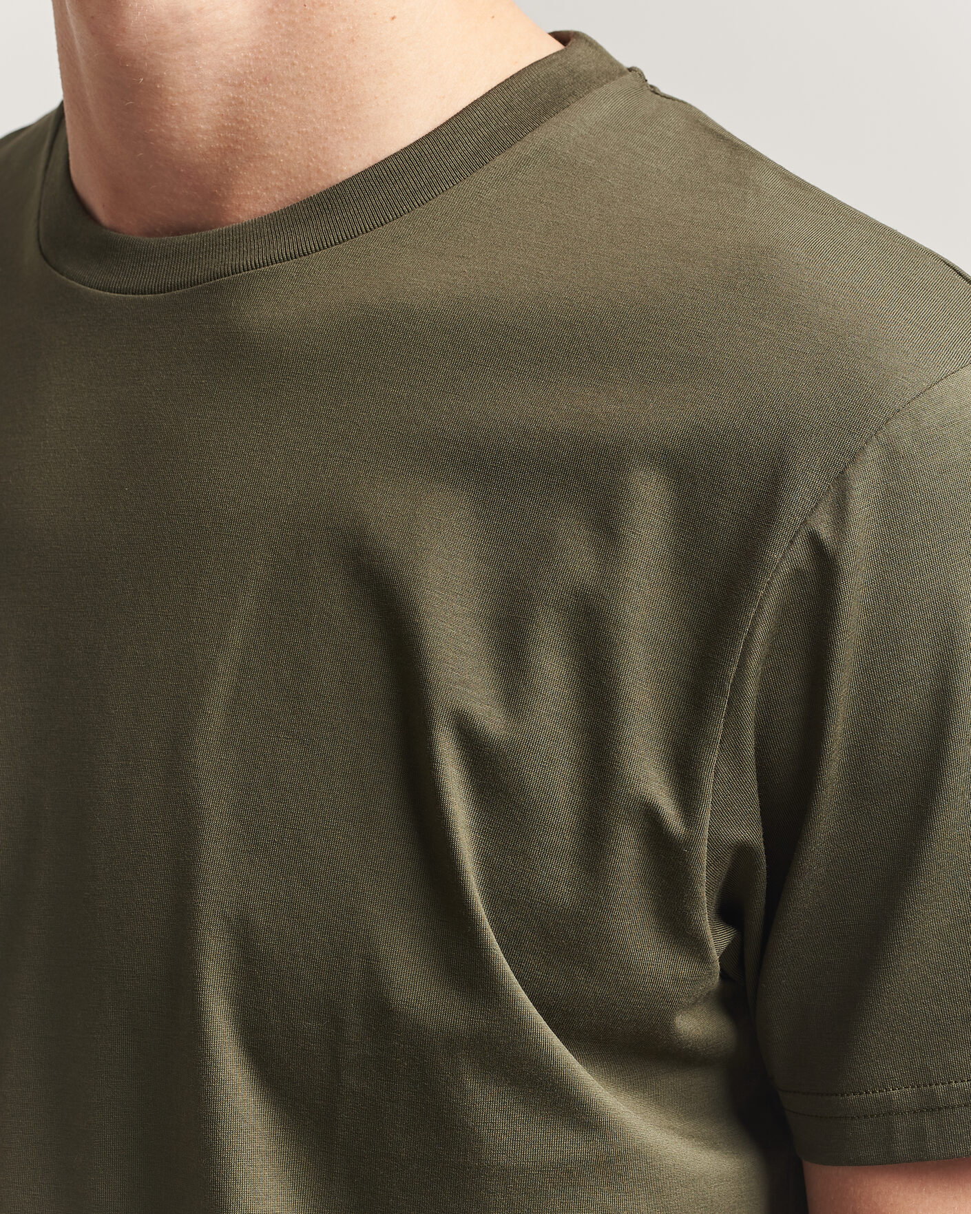 Mies | T-paidat | Sunspel | Riviera Midweight T-Shirt Deep Olive