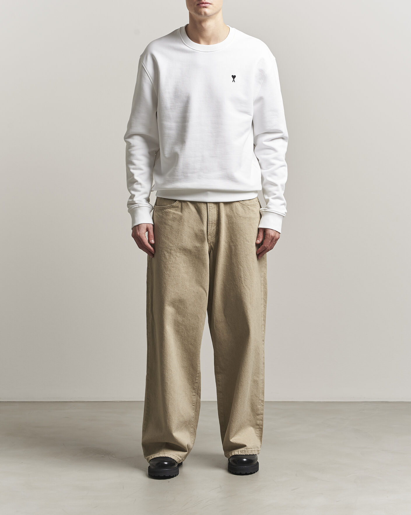 Mies | Puserot | AMI | Contrast Heart Logo Sweatshirt White