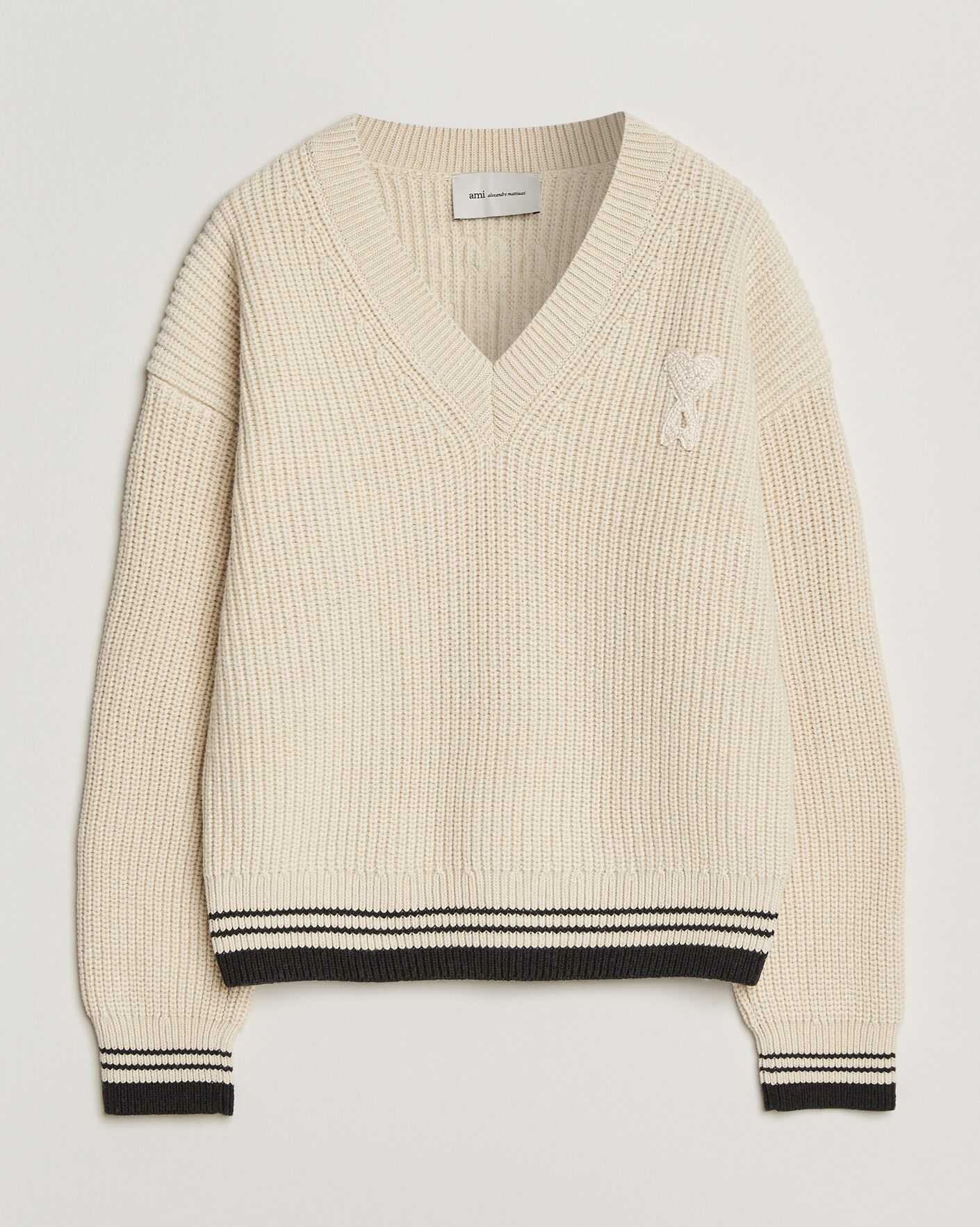 Mies | Puserot | AMI | Wool/Cotton Ribbed V-Neck Creme