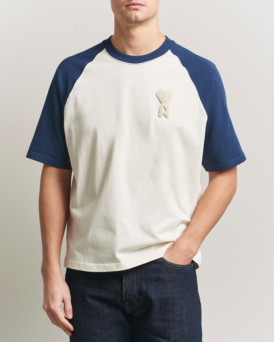 Mies | T-paidat | AMI | Knitted Heart Logo T-Shirt Creme/Navy
