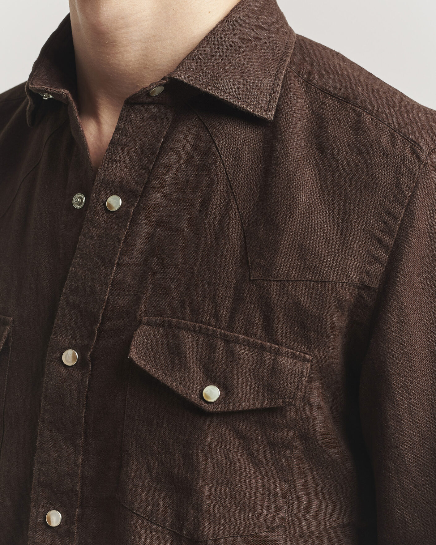 Mies | Kauluspaidat | 100Hands | Two Pocket Western Linen Shirt Chocolate