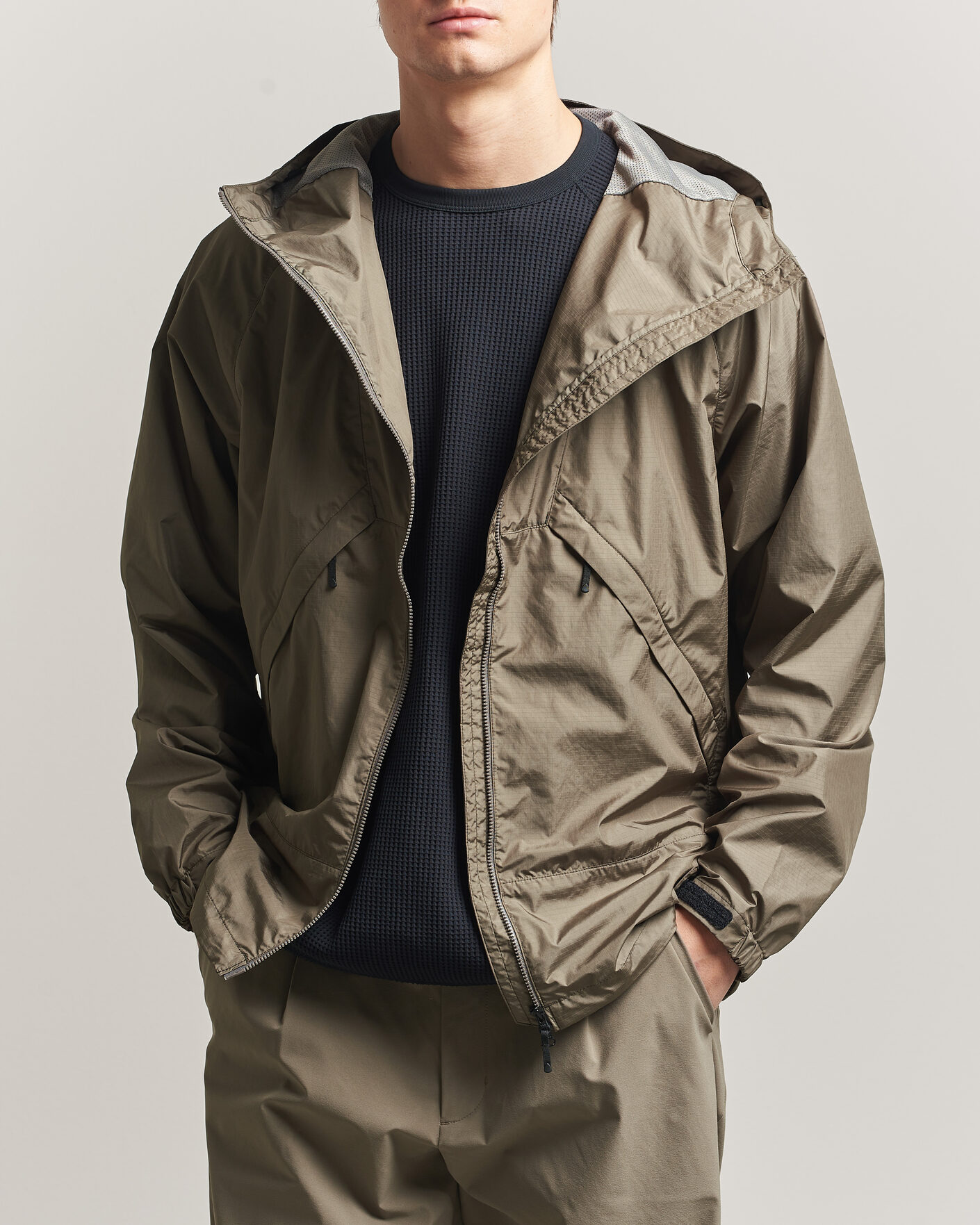 Mies | Takit | Goldwin | Rip Stop Hooded Jacket Sand