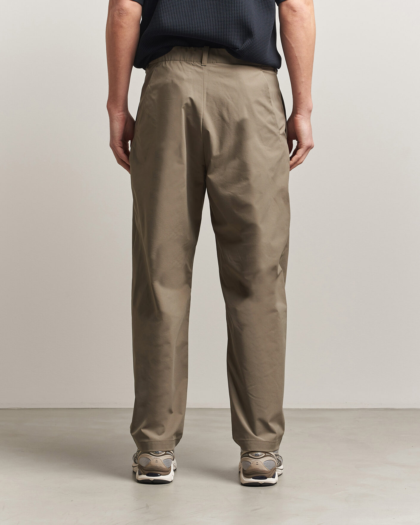 Mies | Housut | Goldwin | Tapered Light Pants Sand