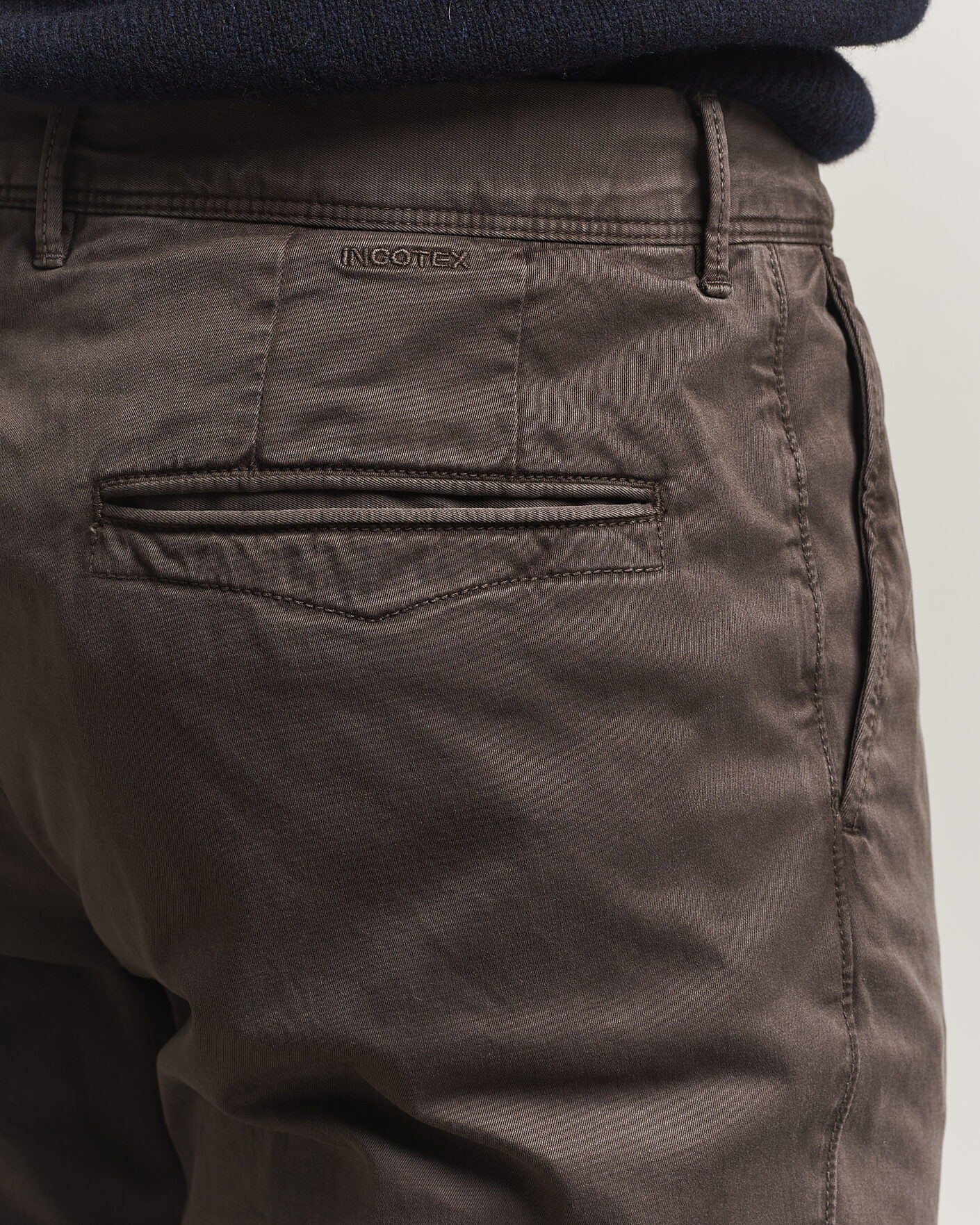 Mies | Housut | Incotex | Slim Fit Garment Dyed Slacks Dark Brown