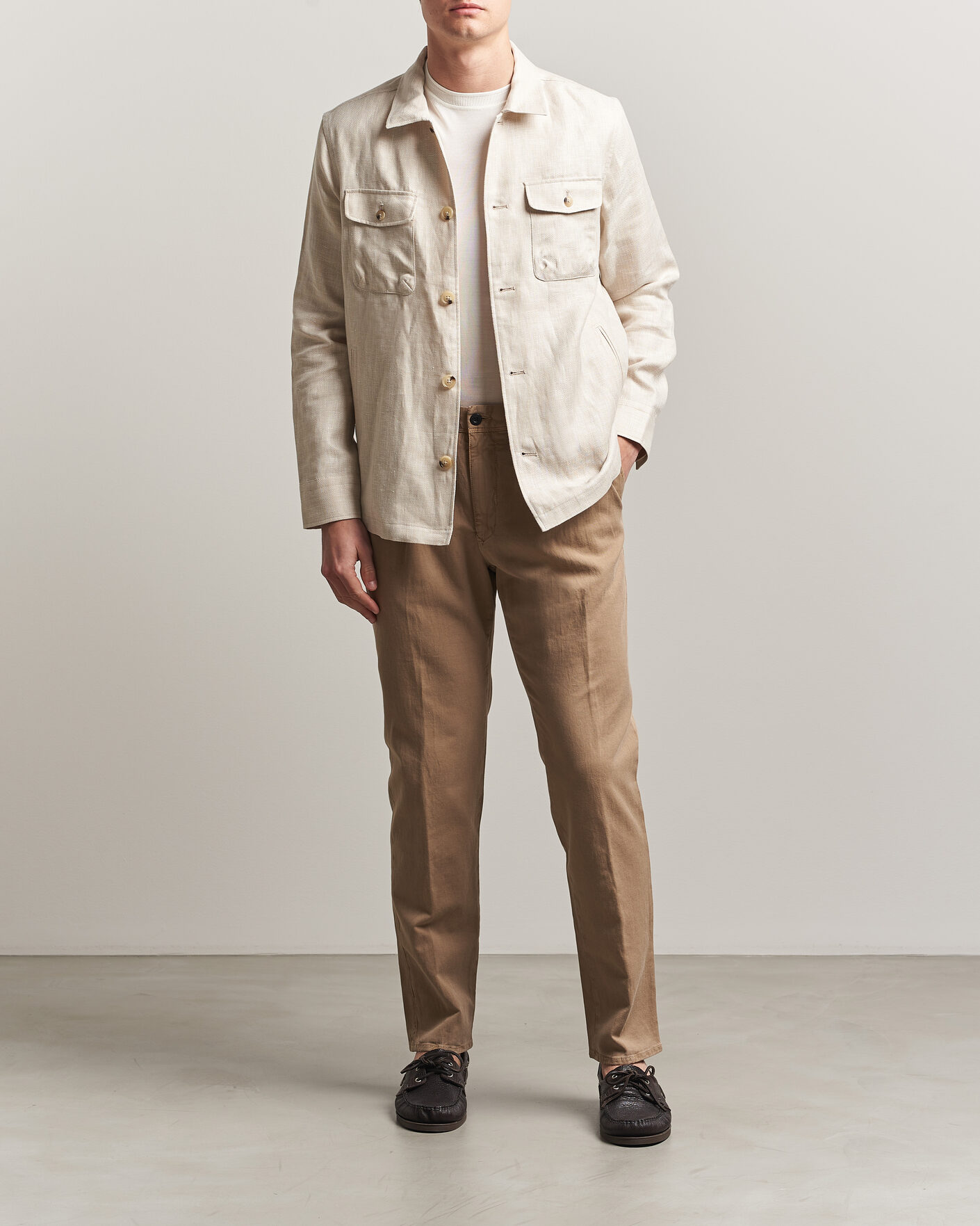 Mies | Housut | Incotex | Tapered Fit Pleated Linen Slacks Brown