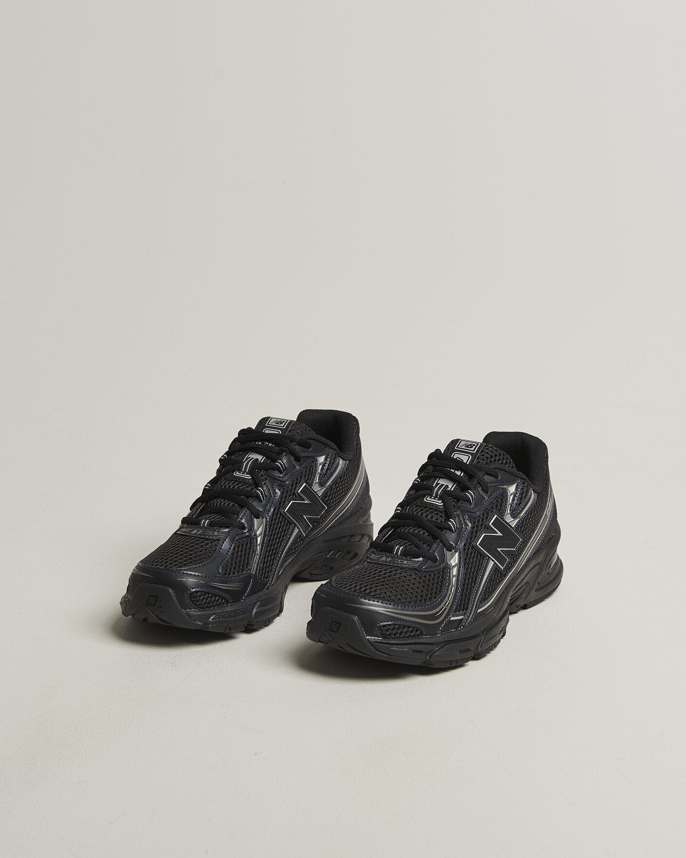 Mies | Tennarit | New Balance | 740 Sneakers Black