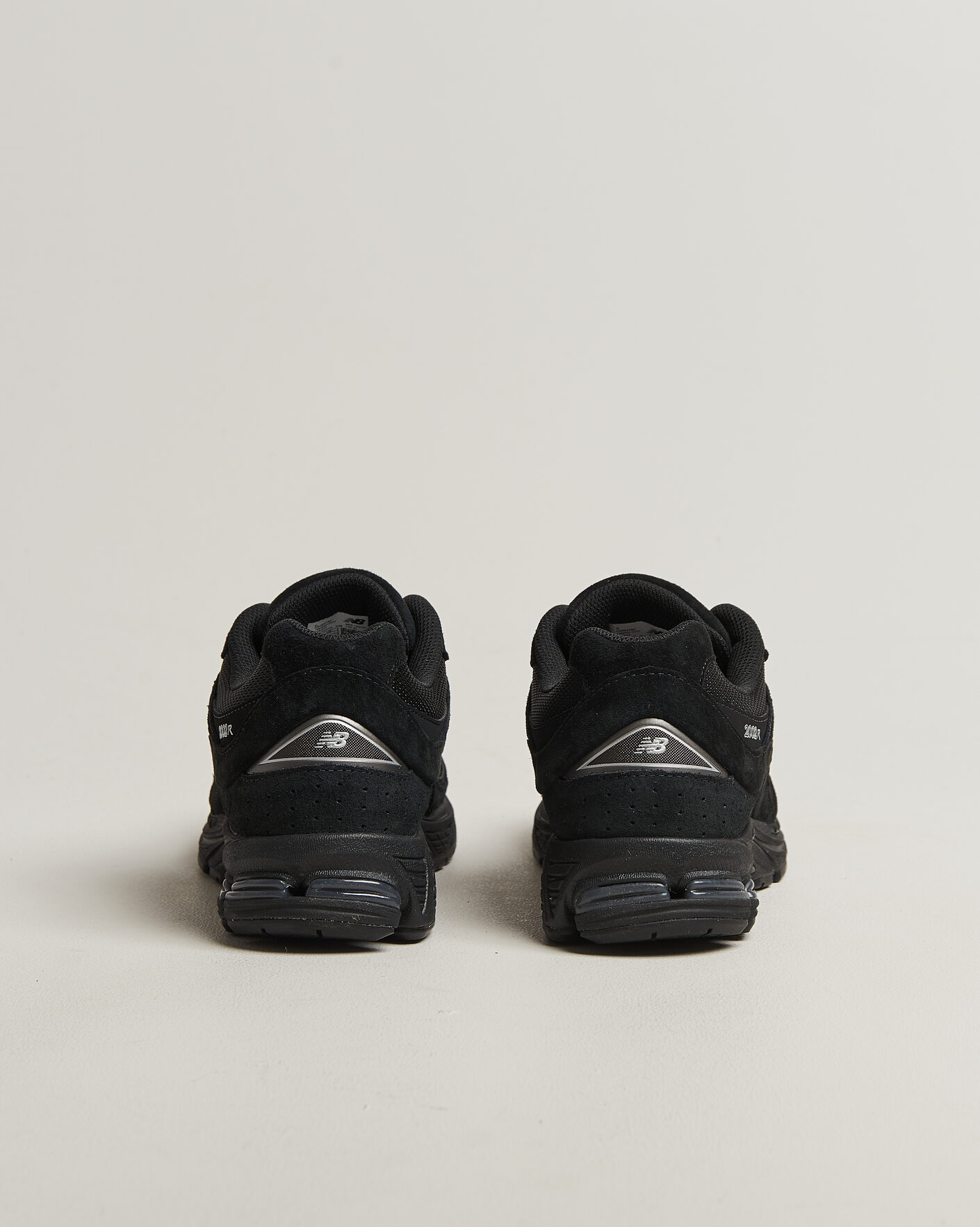 Mies | Tennarit | New Balance | 2002R Sneakers All Black