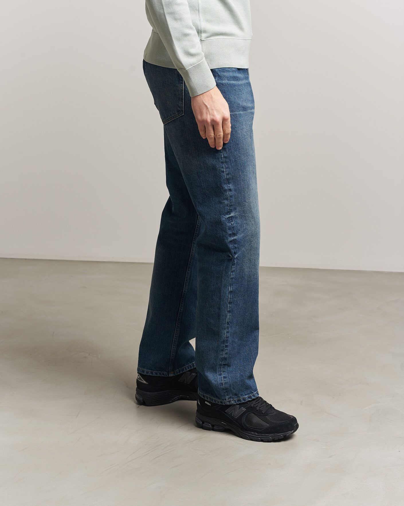 Mies | Tennarit | New Balance | 2002R Sneakers All Black