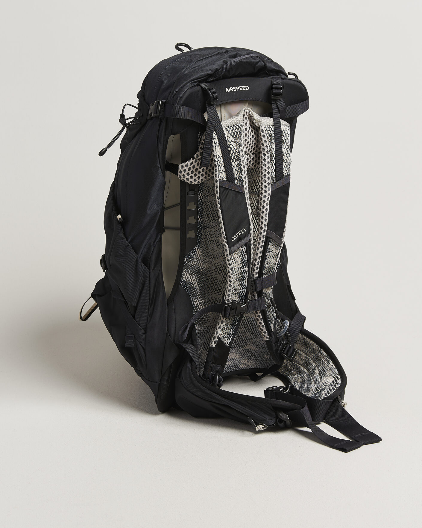 Mies | Laukut | Osprey | Stratos 34 Raven Black