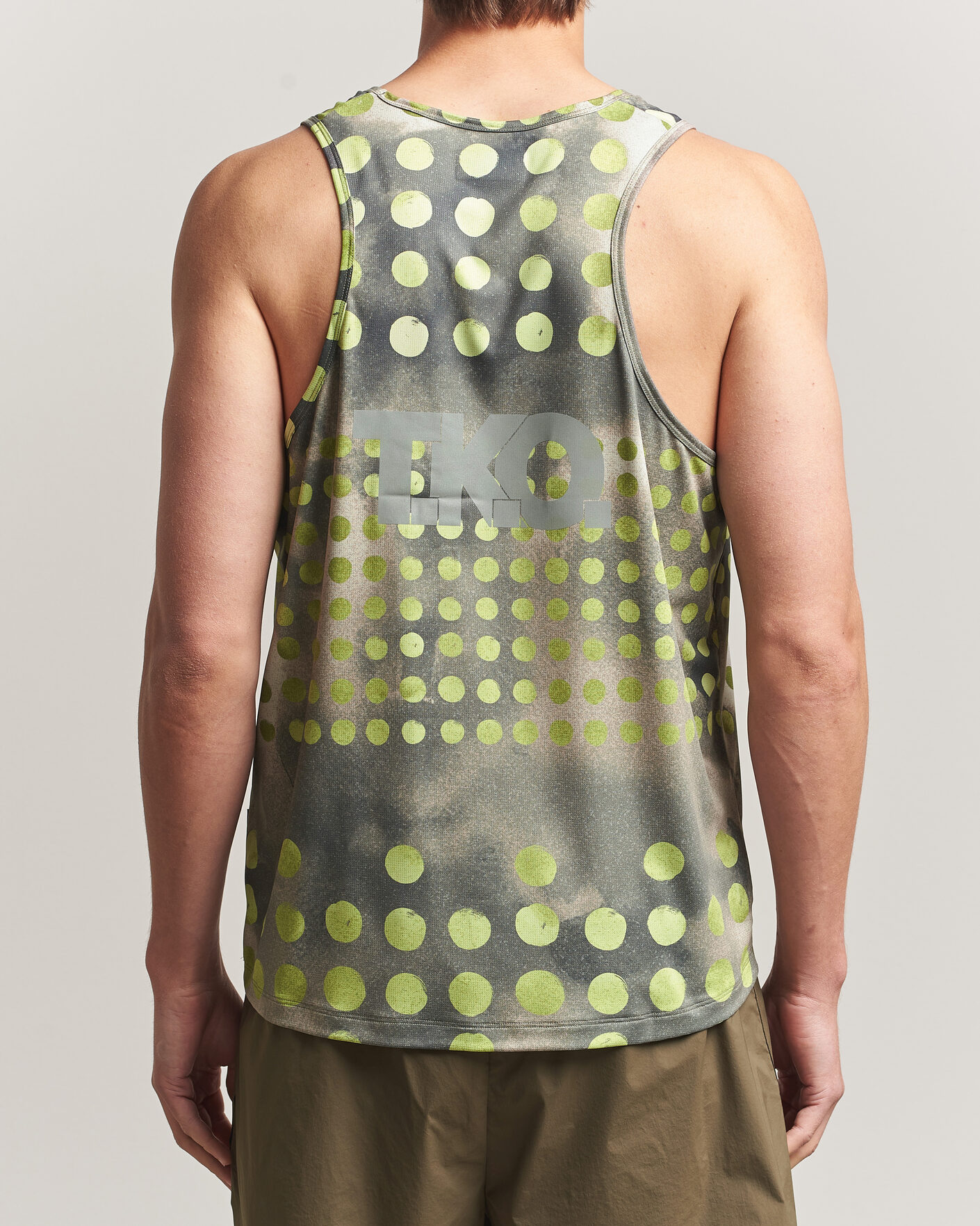 Mies | T-paidat | Pas Normal Studios | TKO Balance Singlet Moss Green