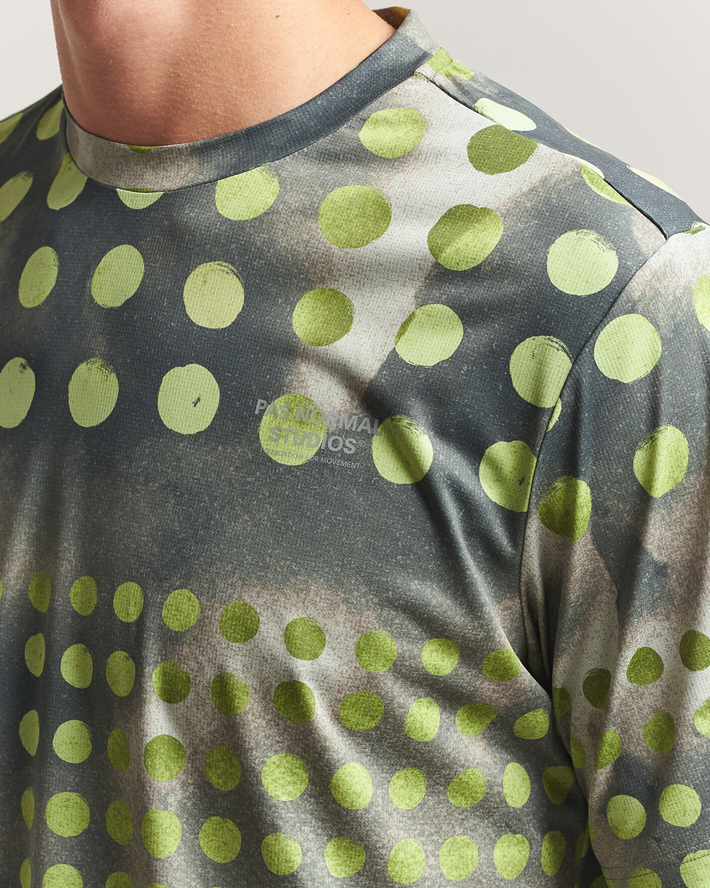 Mies | T-paidat | Pas Normal Studios | TKO Balance T-Shirt Moss Green