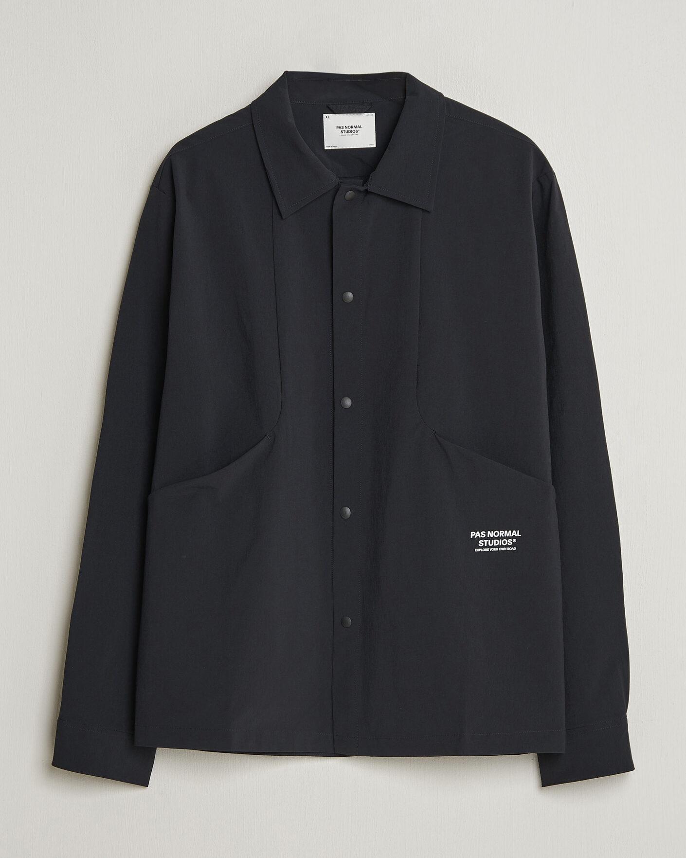 Mies | Kauluspaidat | Pas Normal Studios | Off Race Tech Overshirt Black