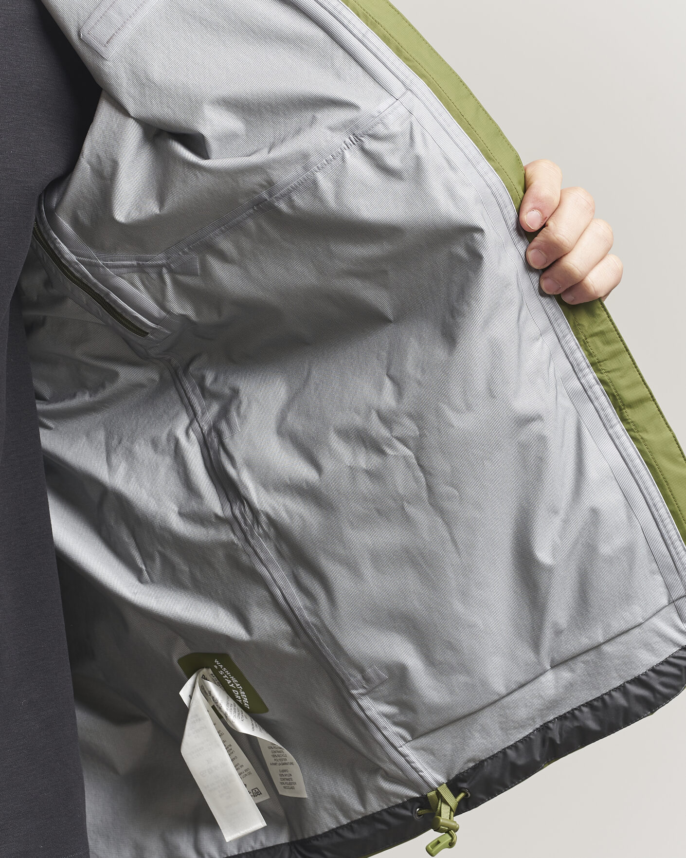 Mies | Takit | Patagonia | Torrentshell 3L Rain Jacket Casper Green