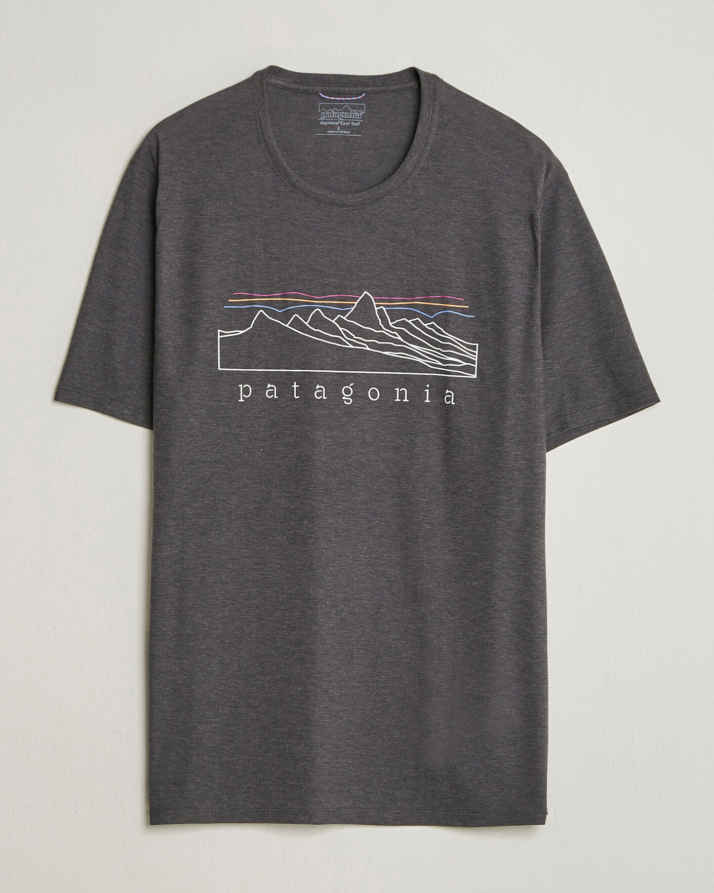 Mies | T-paidat | Patagonia | Cap Cool Trail T-Shirt Ink Black