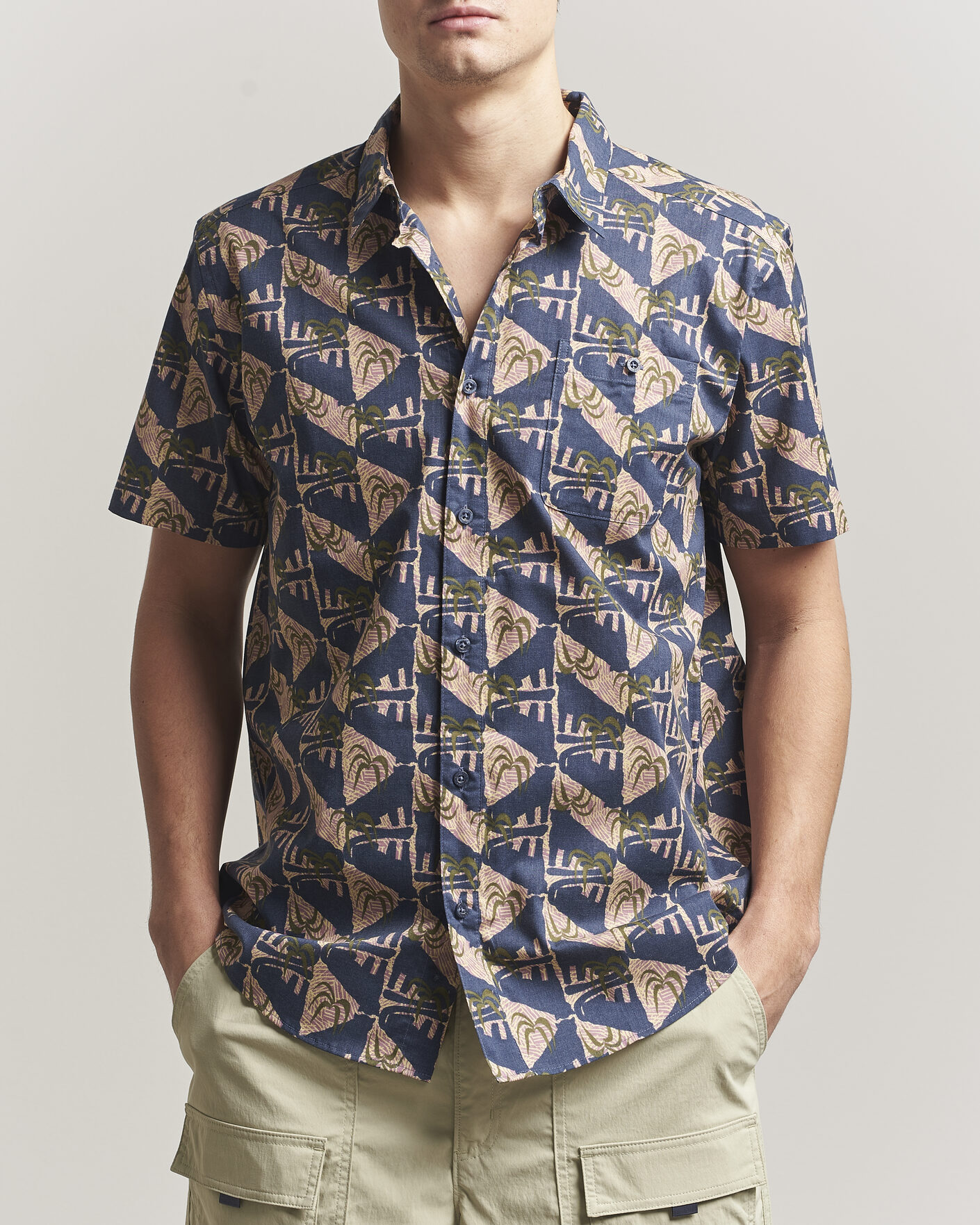 Mies | Kauluspaidat | Patagonia | Go To Short Sleeve Shirt Jaguar Geo