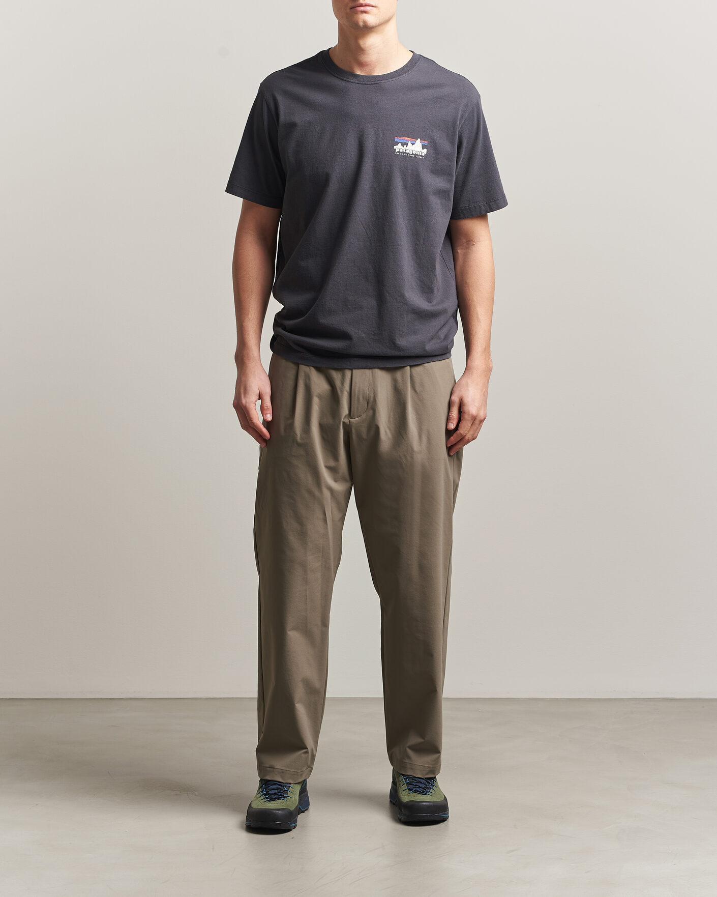 Mies | T-paidat | Patagonia | 73 Skyline Logo T-Shirt Ink Black