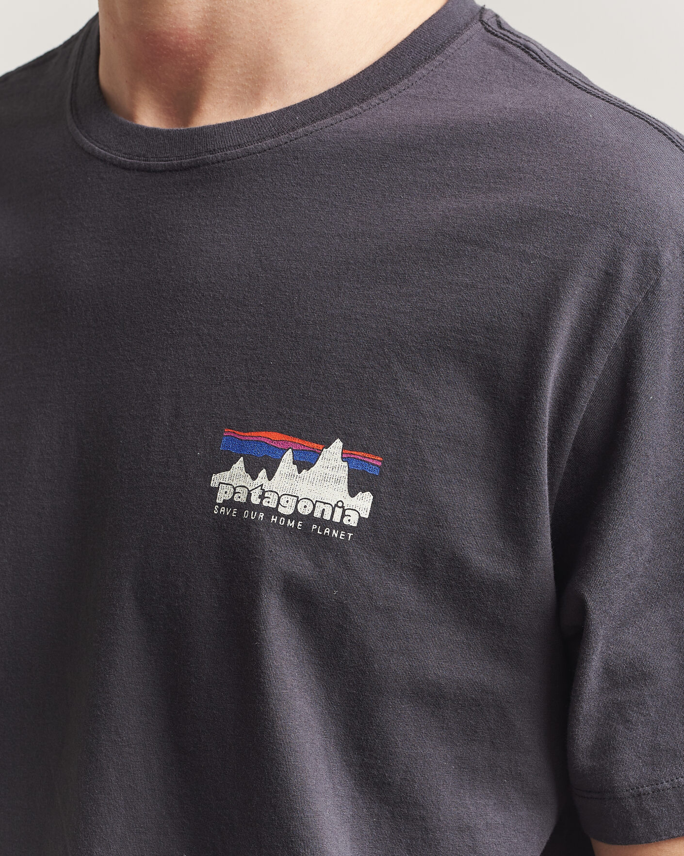 Mies | T-paidat | Patagonia | 73 Skyline Logo T-Shirt Ink Black