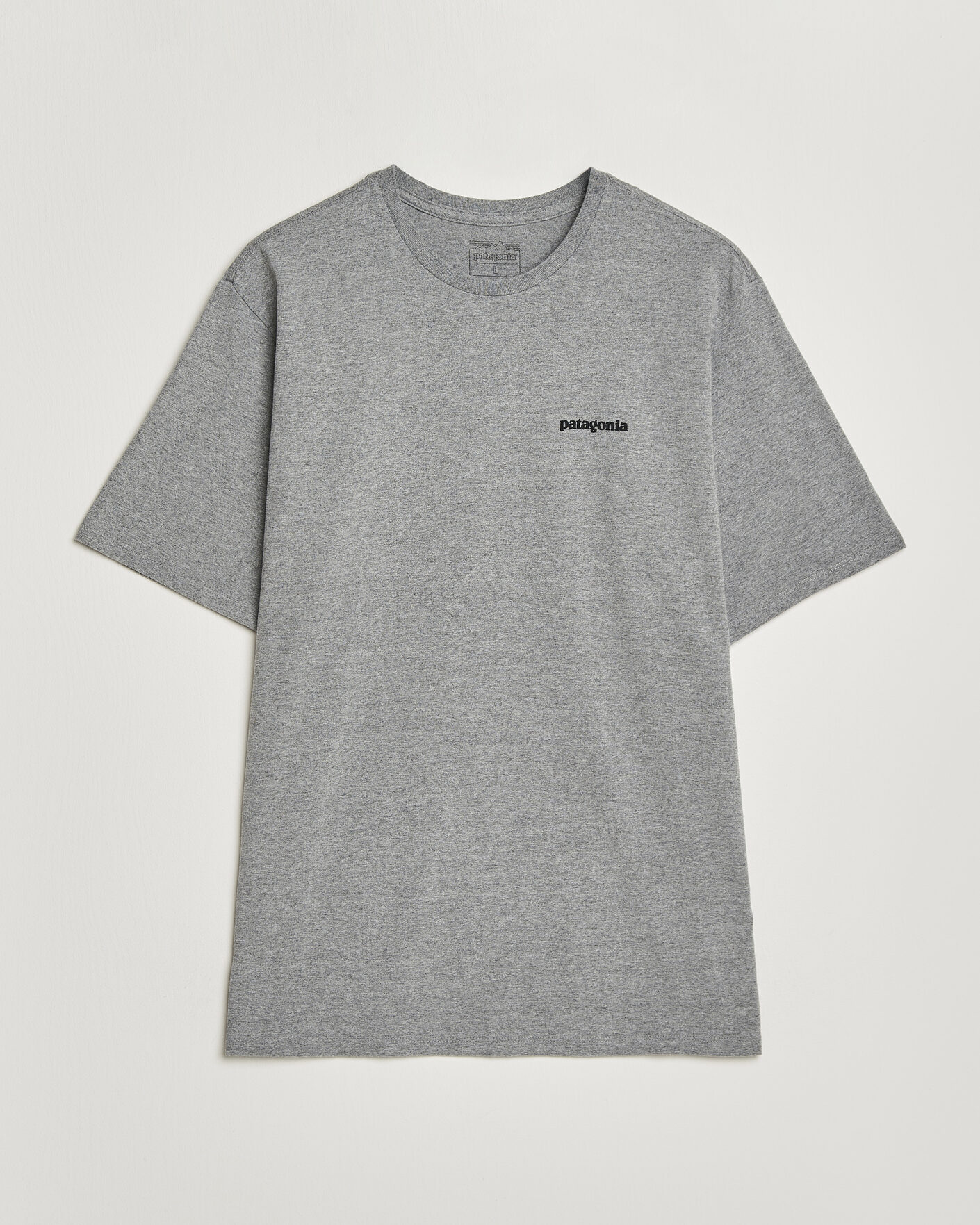 Mies | T-paidat | Patagonia | P-6 Logo T-Shirt Gravel Heather