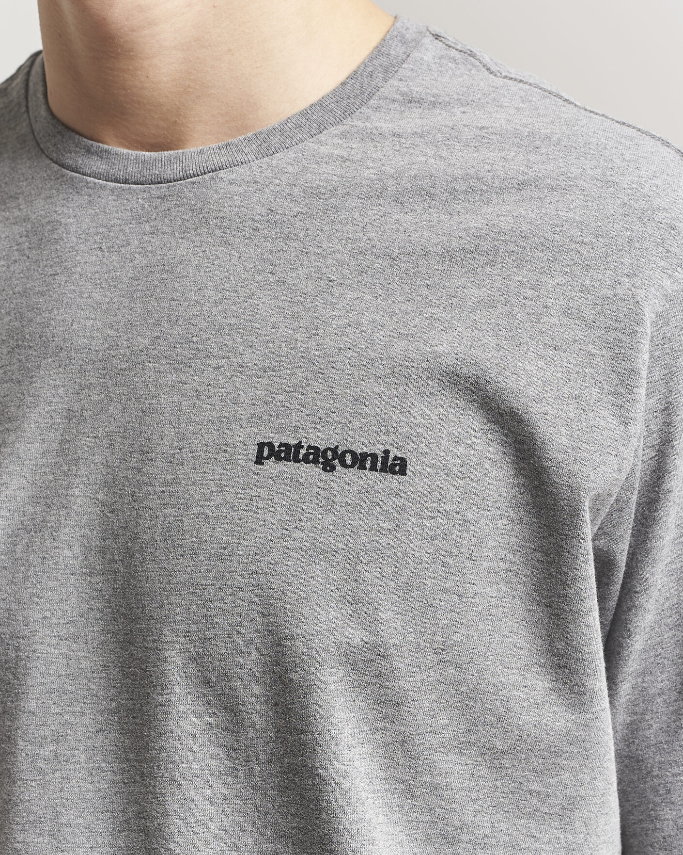 Mies | T-paidat | Patagonia | P-6 Logo T-Shirt Gravel Heather