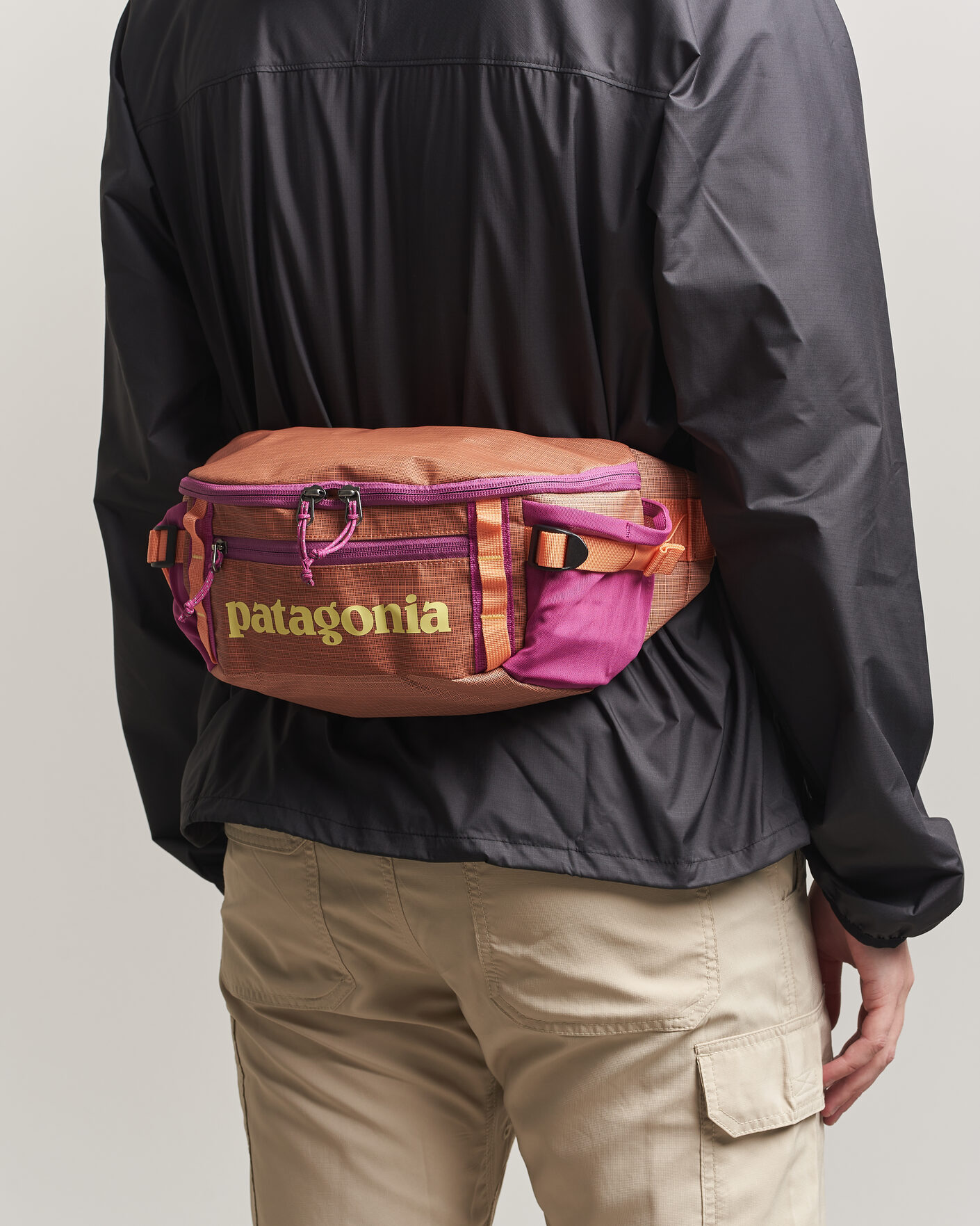 Mies | Laukut | Patagonia | Black Hole Waist Pack 5L Peach Sherbet