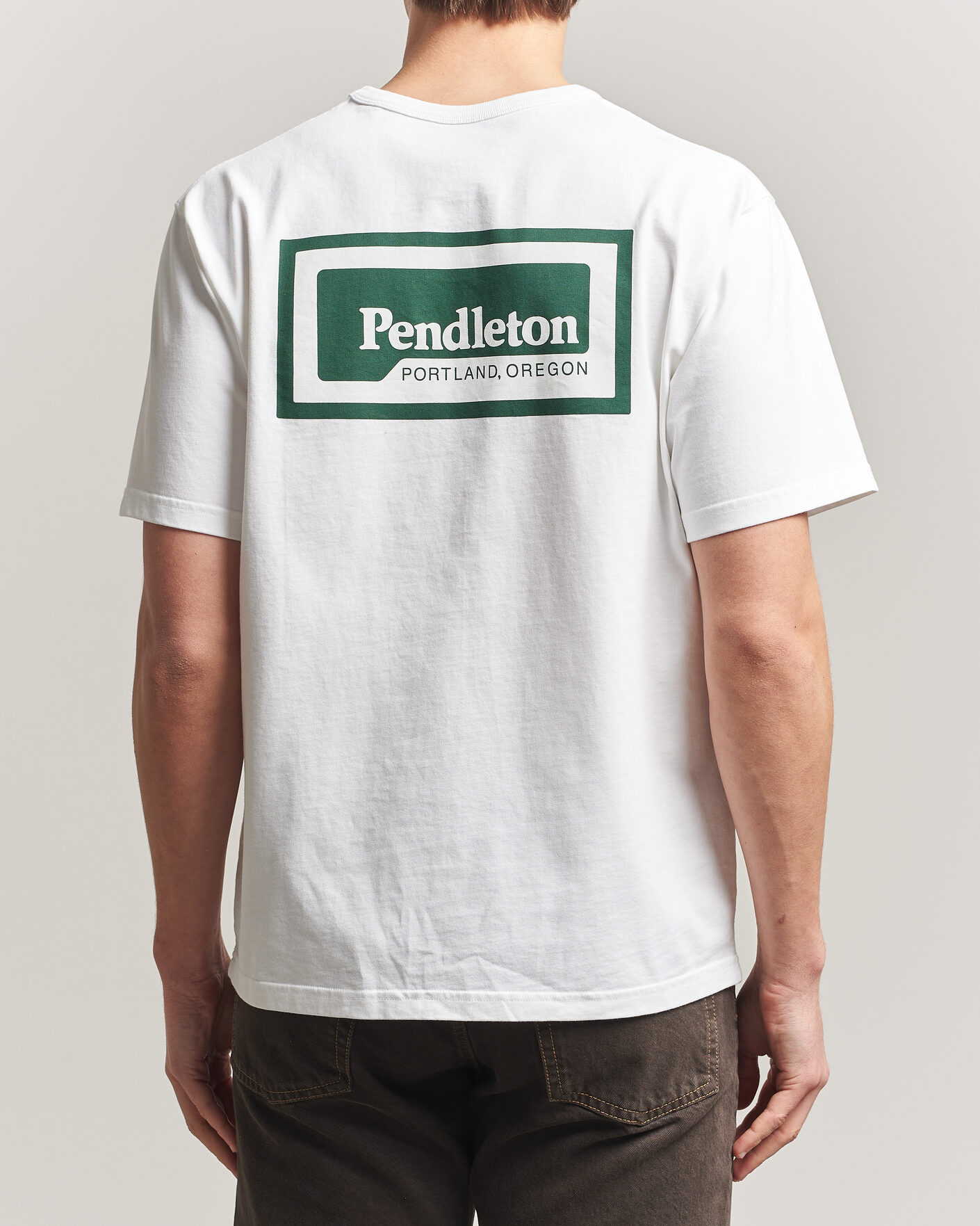 Mies | T-paidat | Pendleton | Patch Graphic Tee White