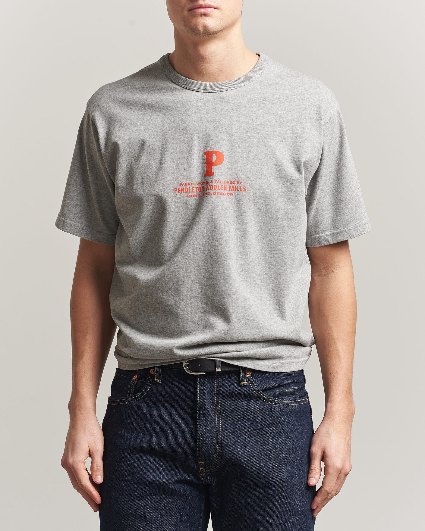 Mies | T-paidat | Pendleton | Heavyweight P Tee Ash Heather Grey