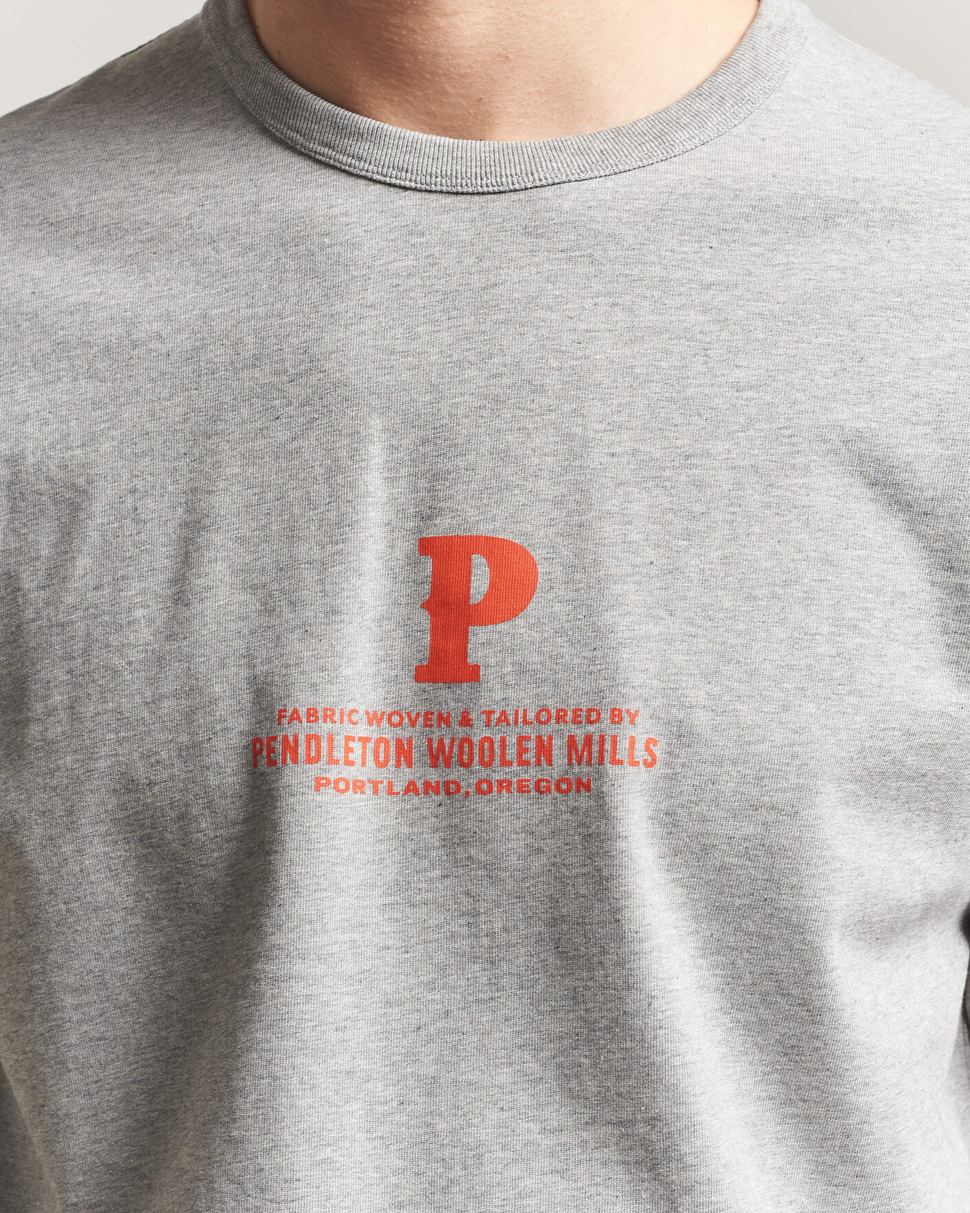 Mies | T-paidat | Pendleton | Heavyweight P Tee Ash Heather Grey